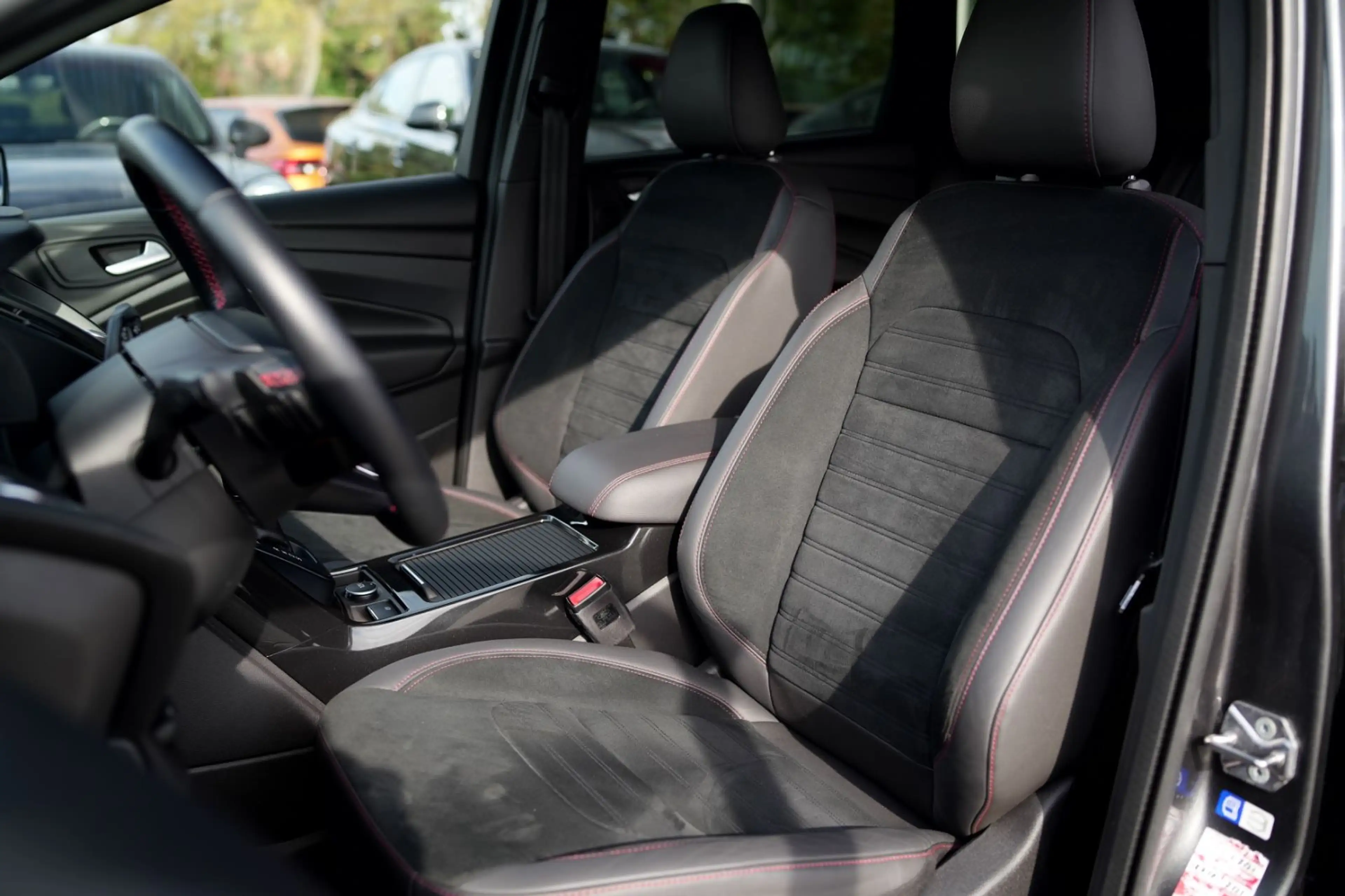 Ford Kuga AWD ST-Line Kamera Sitz&Lenkradheizung Navi — photo 11