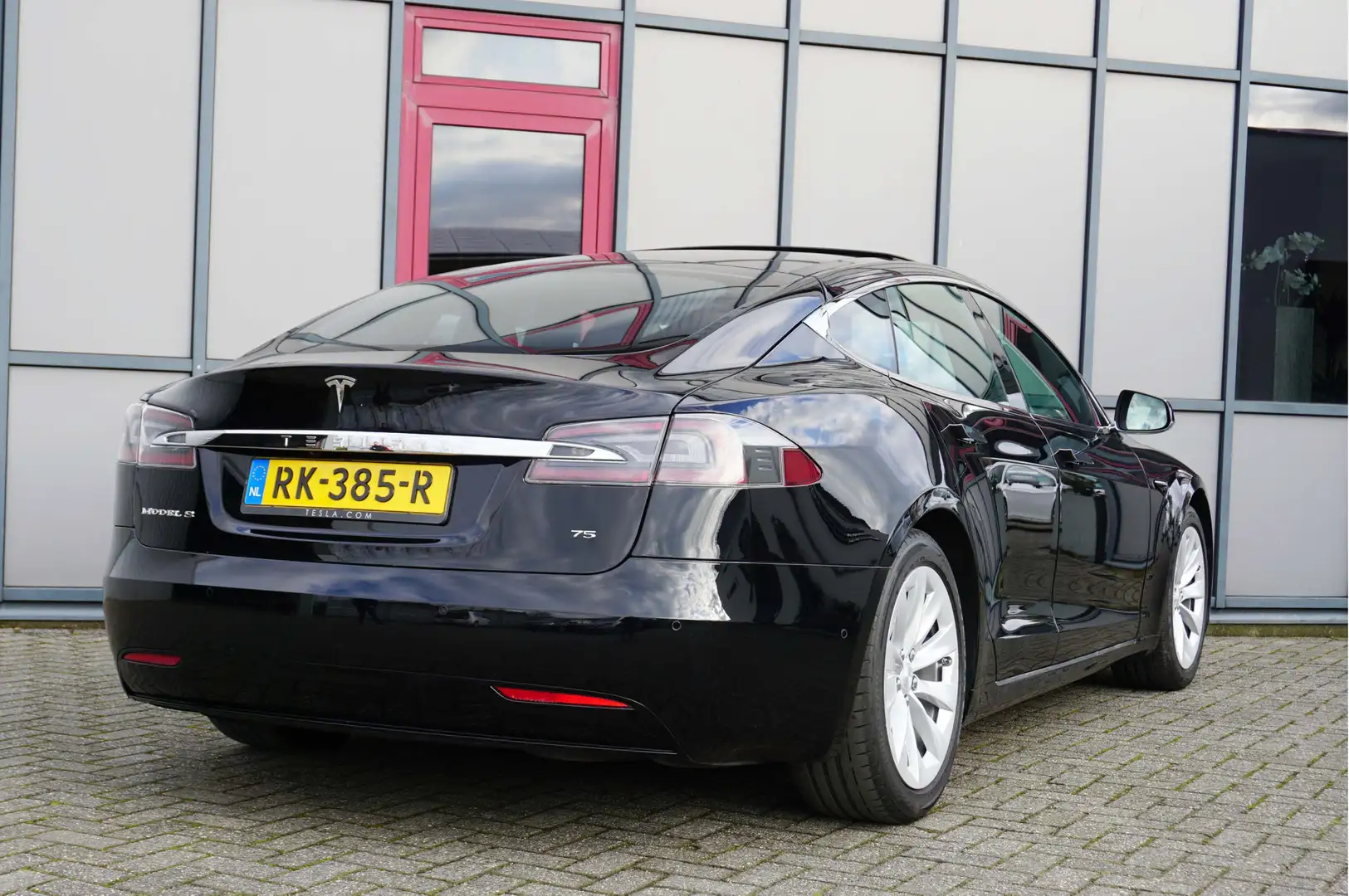 Tesla Model S 75 Business Economy Panorama incl. BTW! Zwart - 2