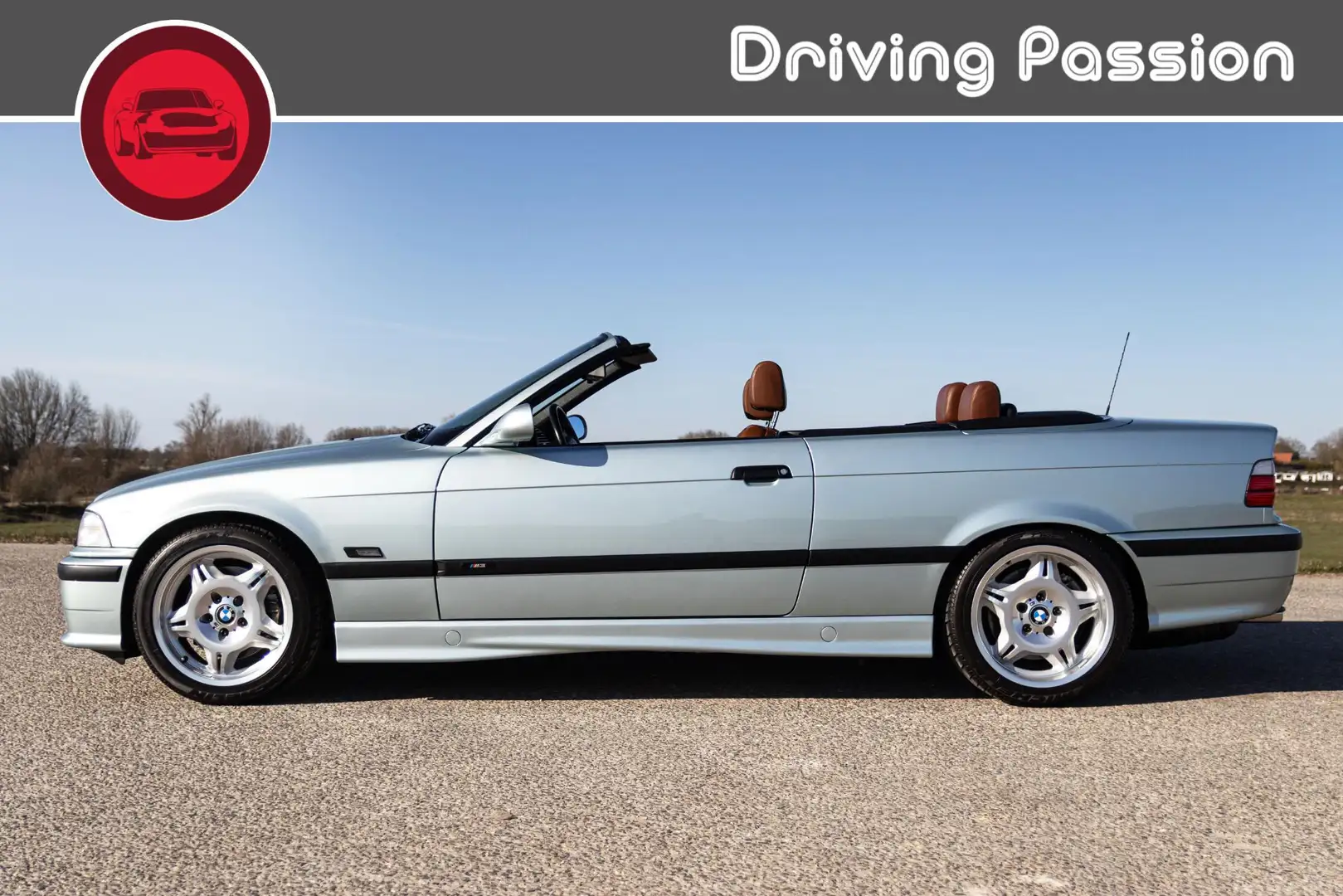 BMW M3 Cabrio E36 | Individual | Glaciergruen | Collector Green - 1