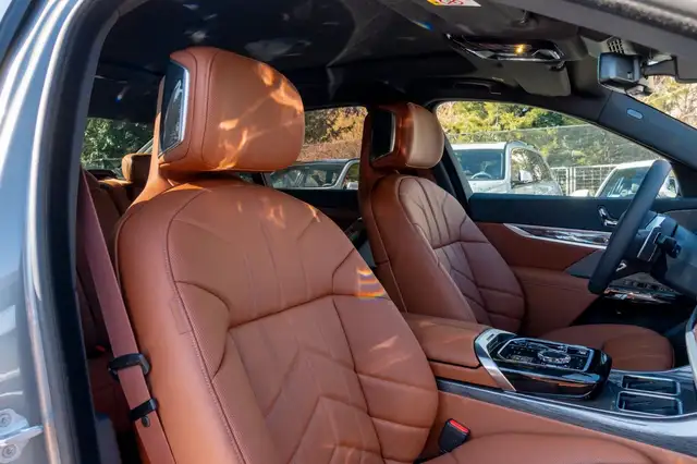 BMW M view 13