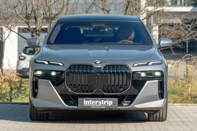 BMW M view 2