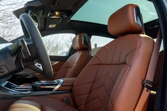 BMW M view 12