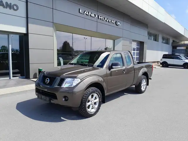 Nissan NP300 navara 2.5 dci 144cv King cab XE 4x4