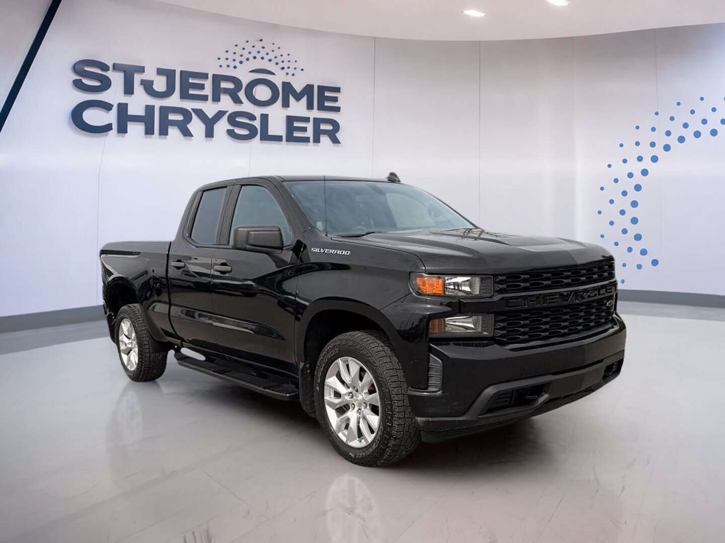 2021 Chevrolet Silverado 1500 SILVERADO 1500 CUSTOM 2021, TURBO 2,7 L, 4X4 ET 4 — снимка 1
