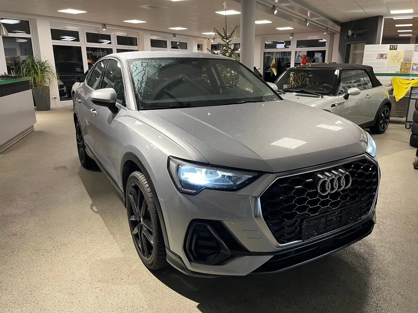 Audi Q3 Sportback 35 TFSI AHK/LED/GARANTIE Argento - 1