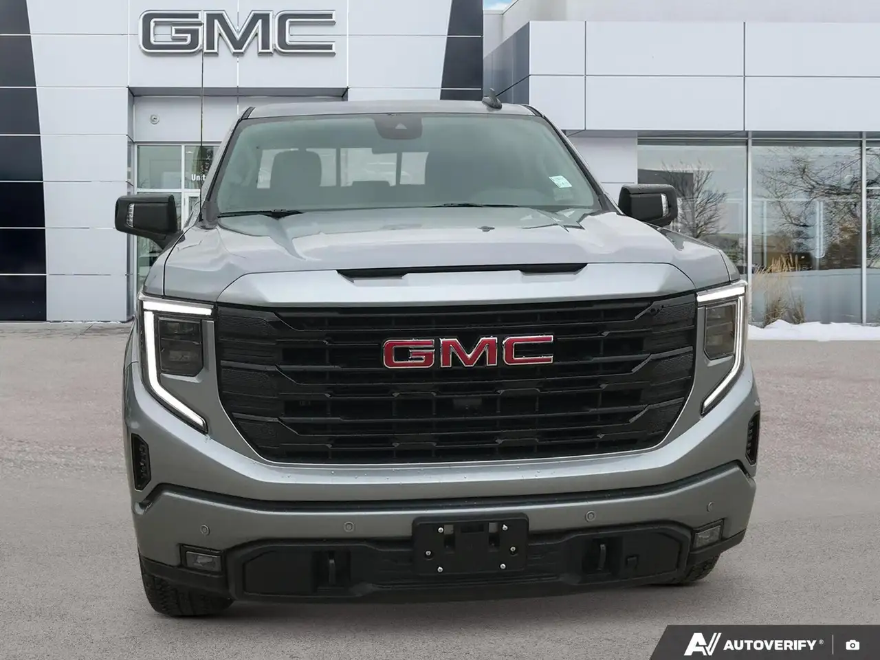 GMC Sierra 1500 снимка GMC Sierra 1500
