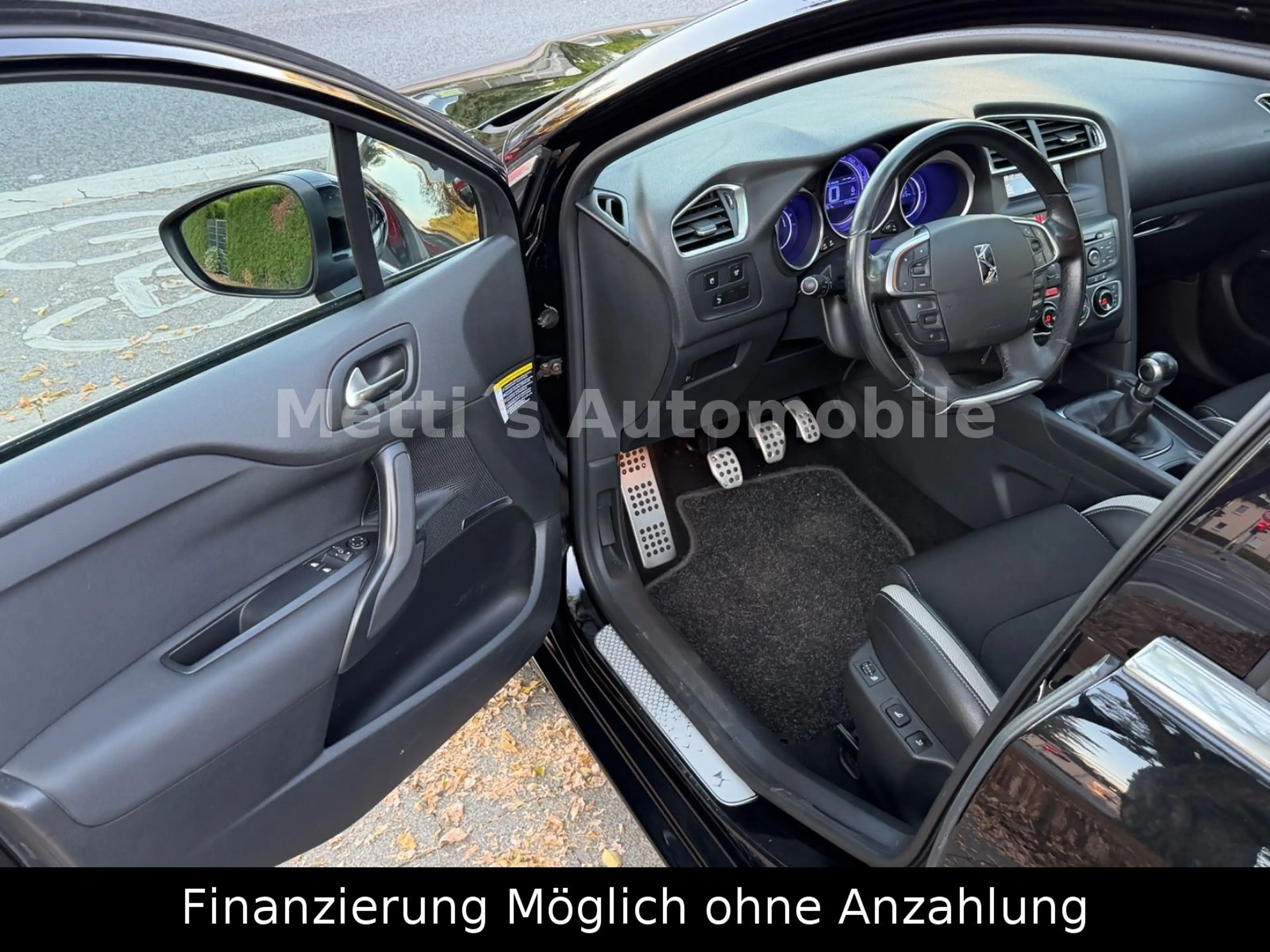 Citroen DS4 SoChic 1.6 — photo 12