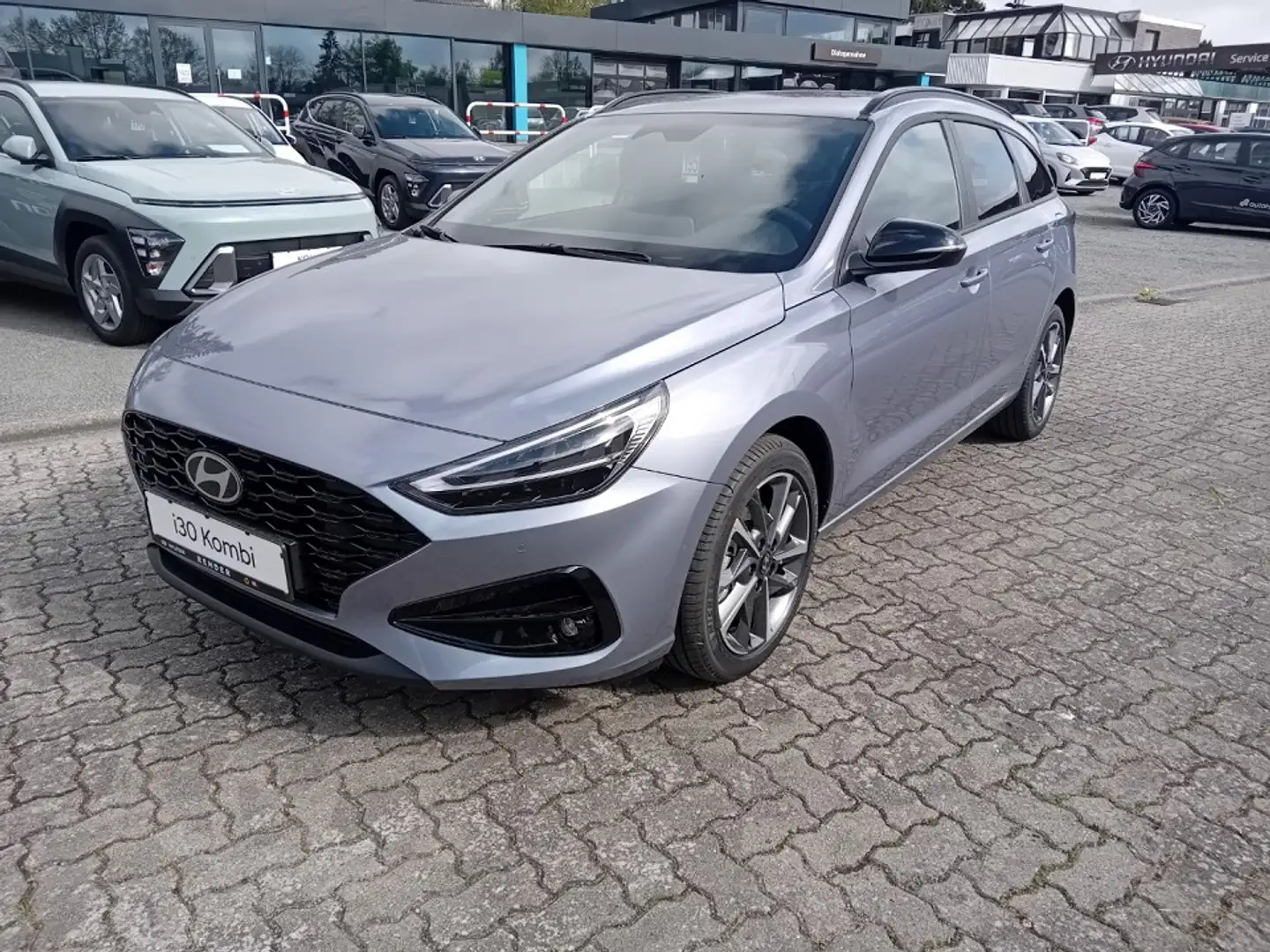 Hyundai i30 Kombi 1.5 T-GDI 48V 7-DCT ADVANTAGE Plus-Paket Blau - 1