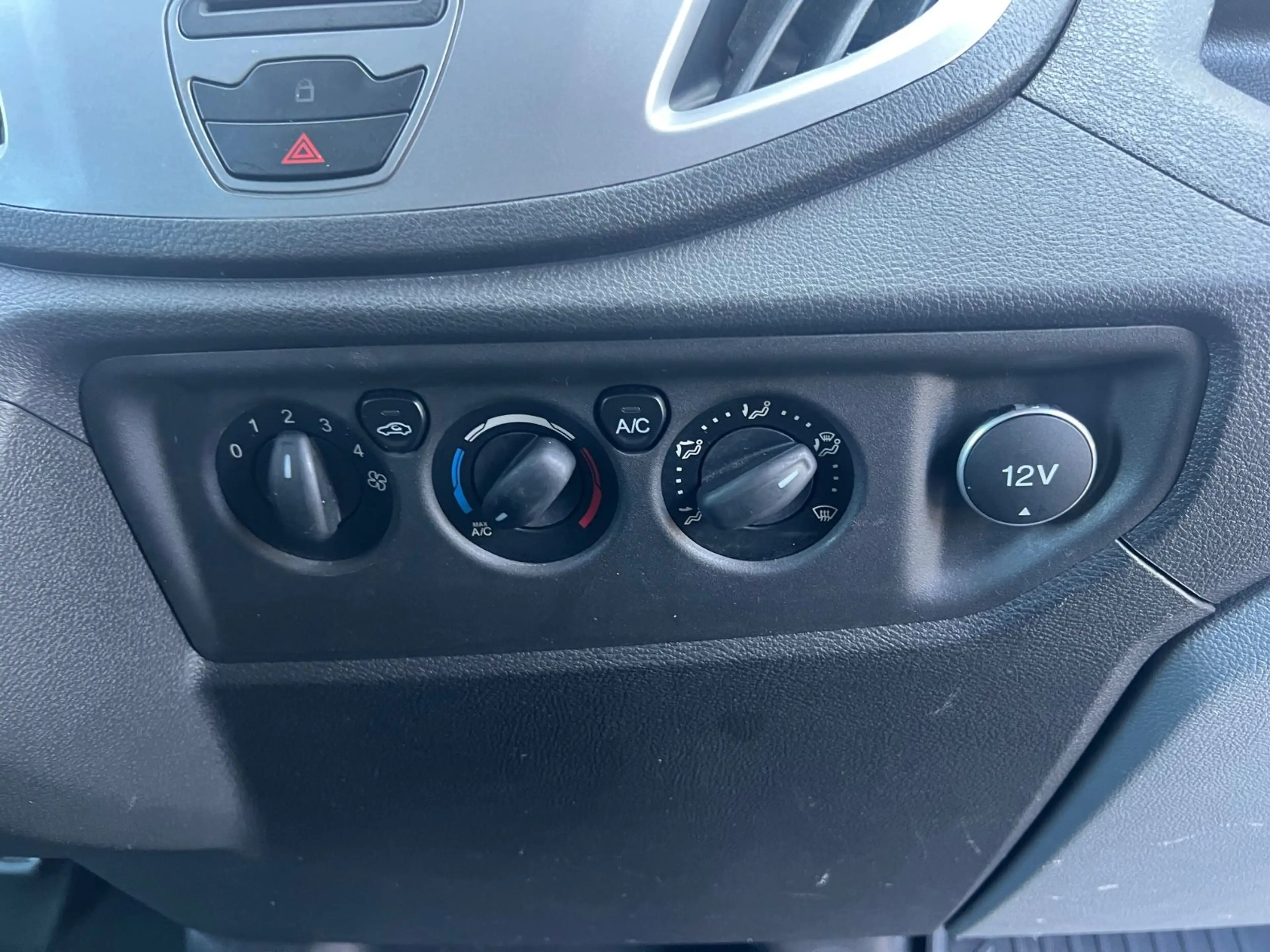 Ford Transit Kasten 350 L4 Trend — photo 14