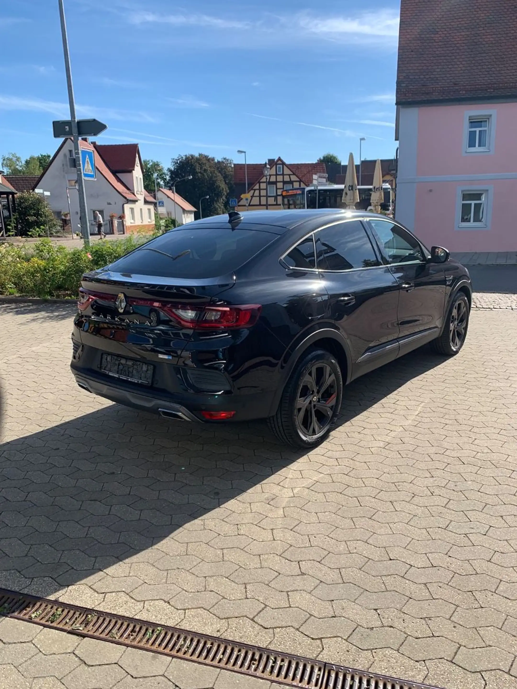 Renault Arkana R.S. Line  E-TECH 145 — photo 4