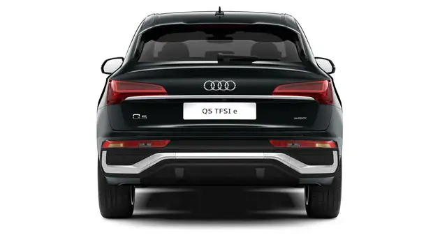 Audi Q5 view 5