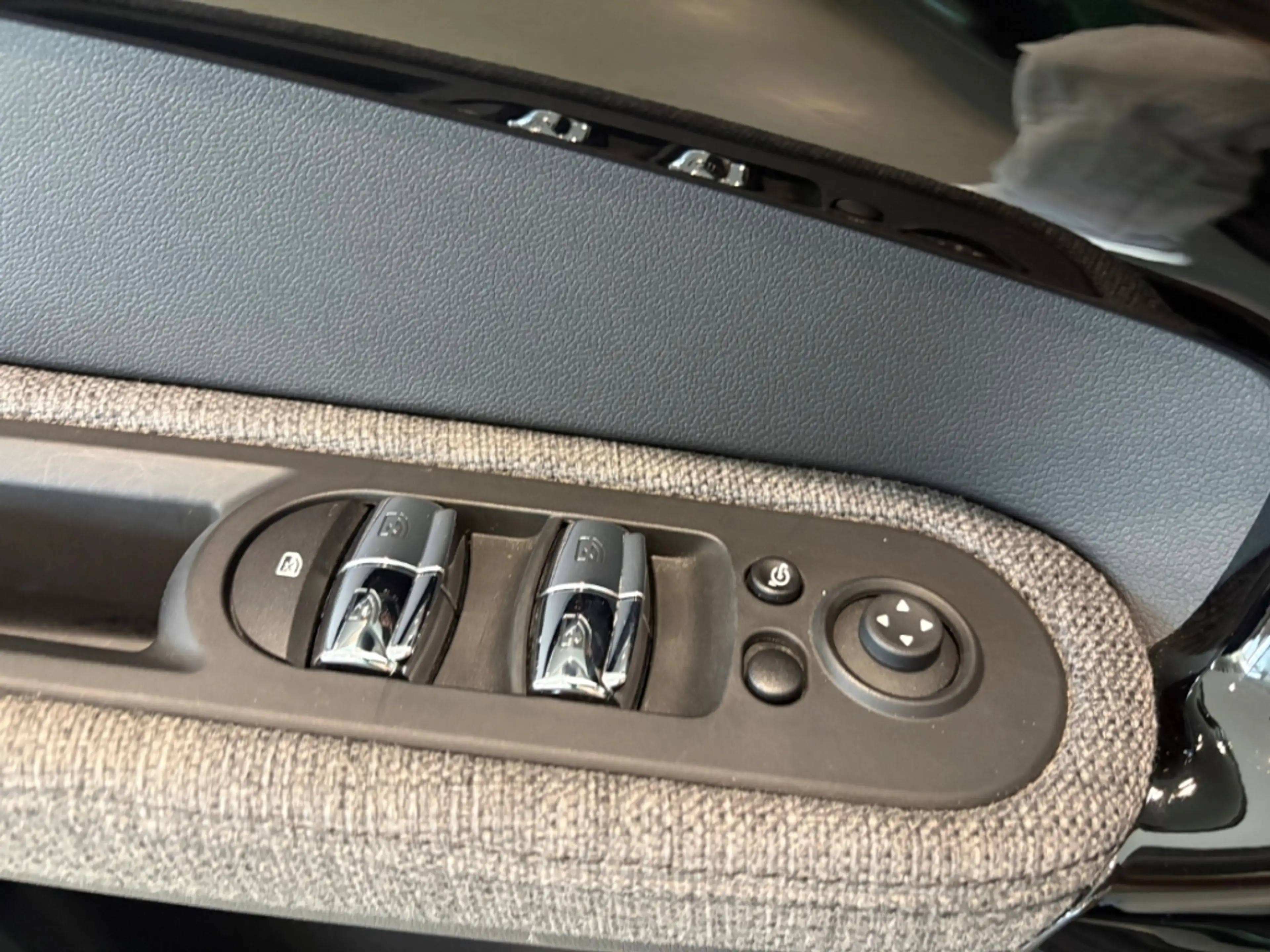 MINI Cooper S Countryman ALL4 Navi Digitales Cockpit LED Kurvenlicht Mehrzo — photo 8