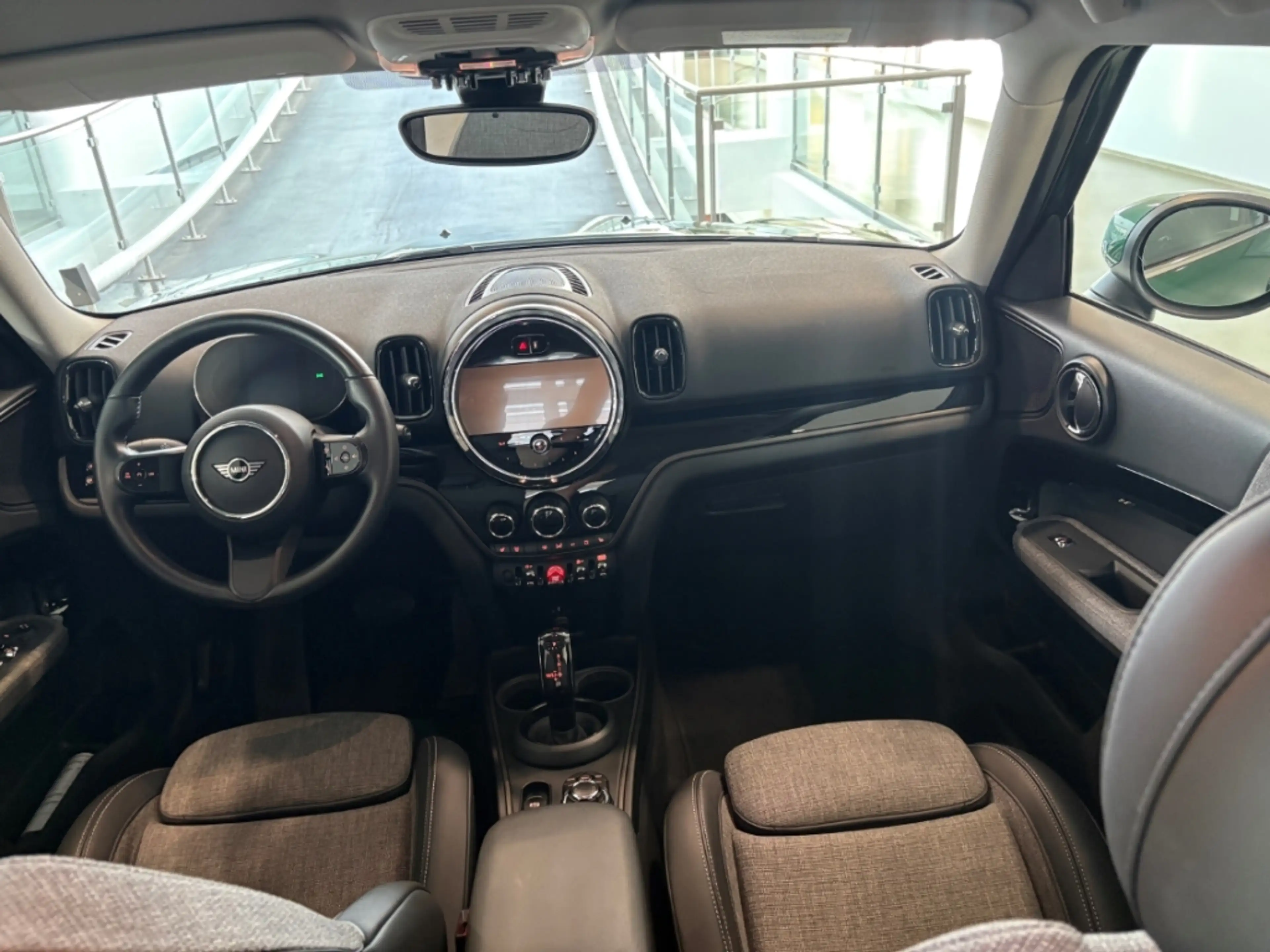 MINI Cooper S Countryman ALL4 Navi Digitales Cockpit LED Kurvenlicht Mehrzo — photo 6