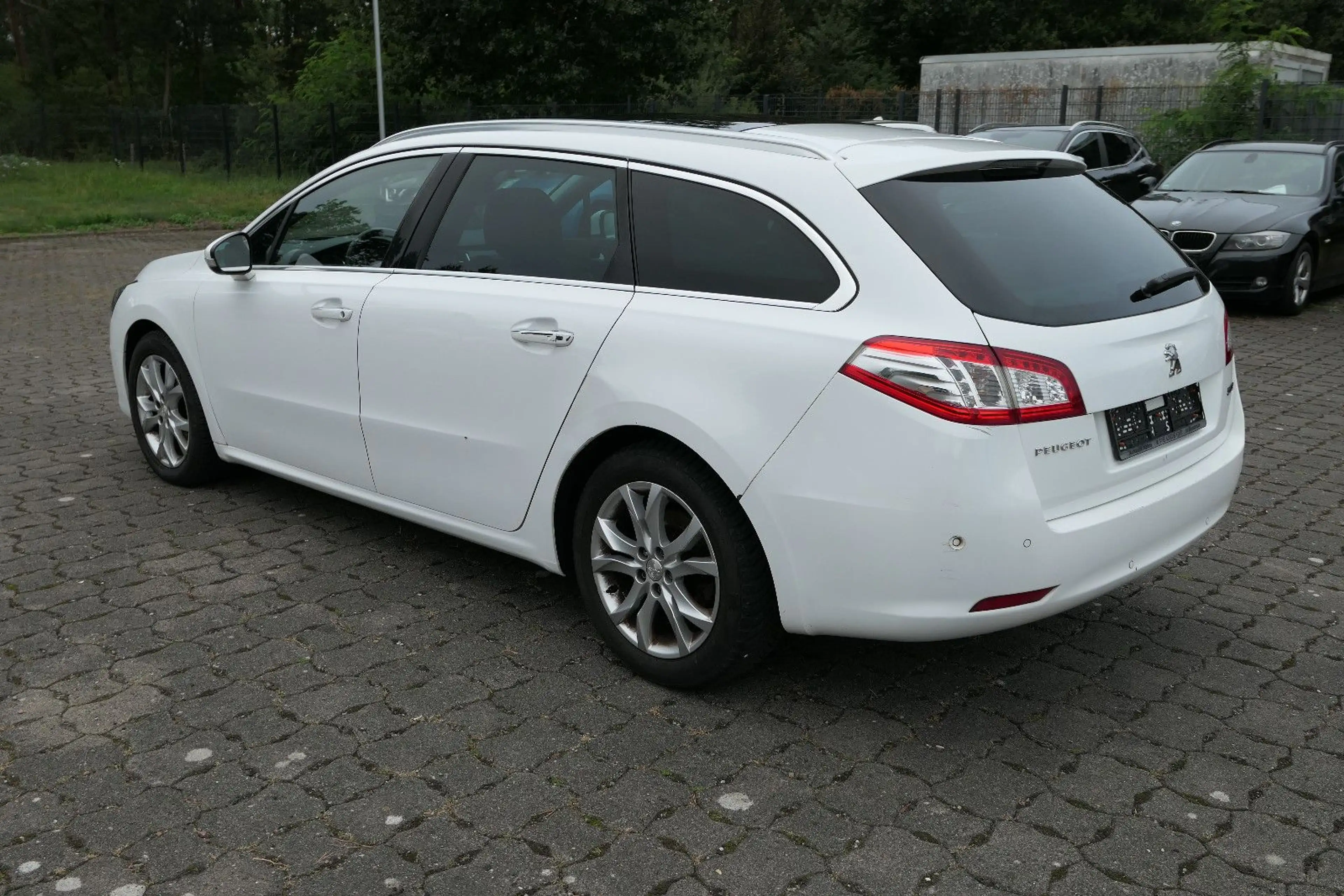 Peugeot 508 SW Allure/LED/Navi/Teileder/Pano/R-Cam — photo 3