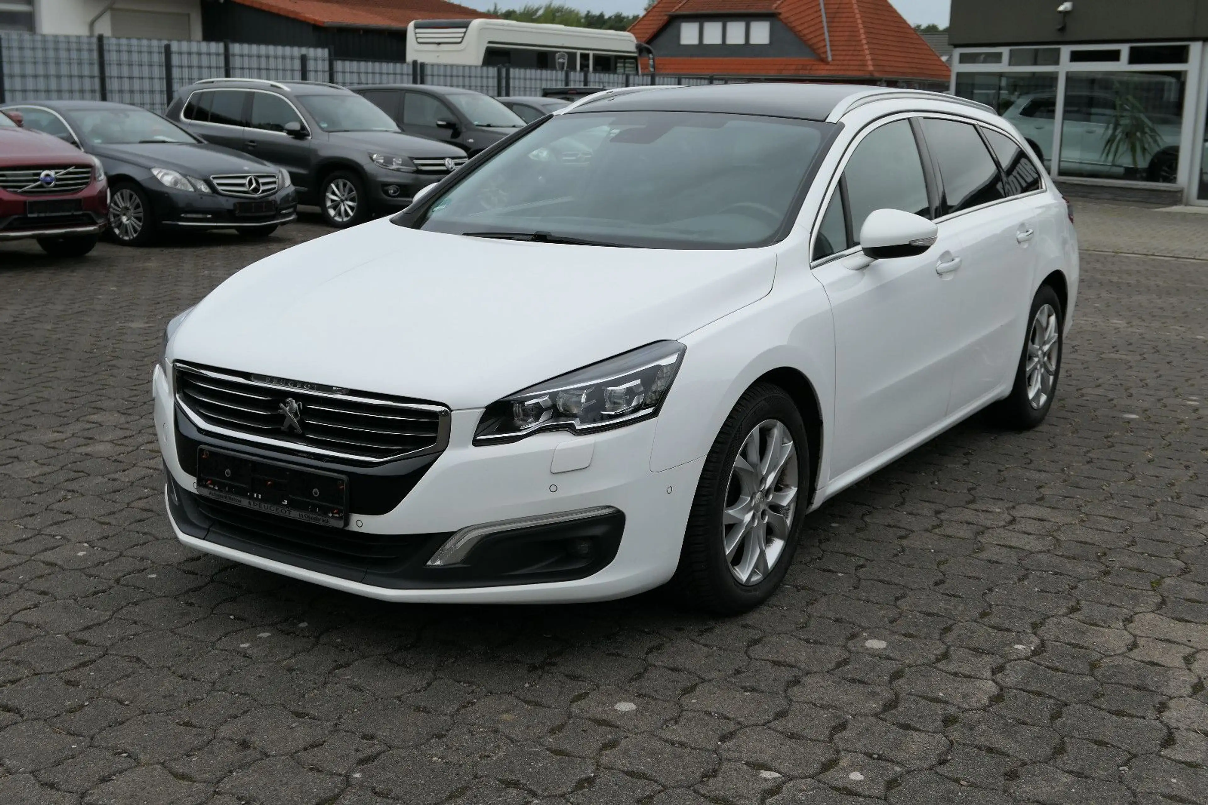 Peugeot 508 SW Allure/LED/Navi/Teileder/Pano/R-Cam