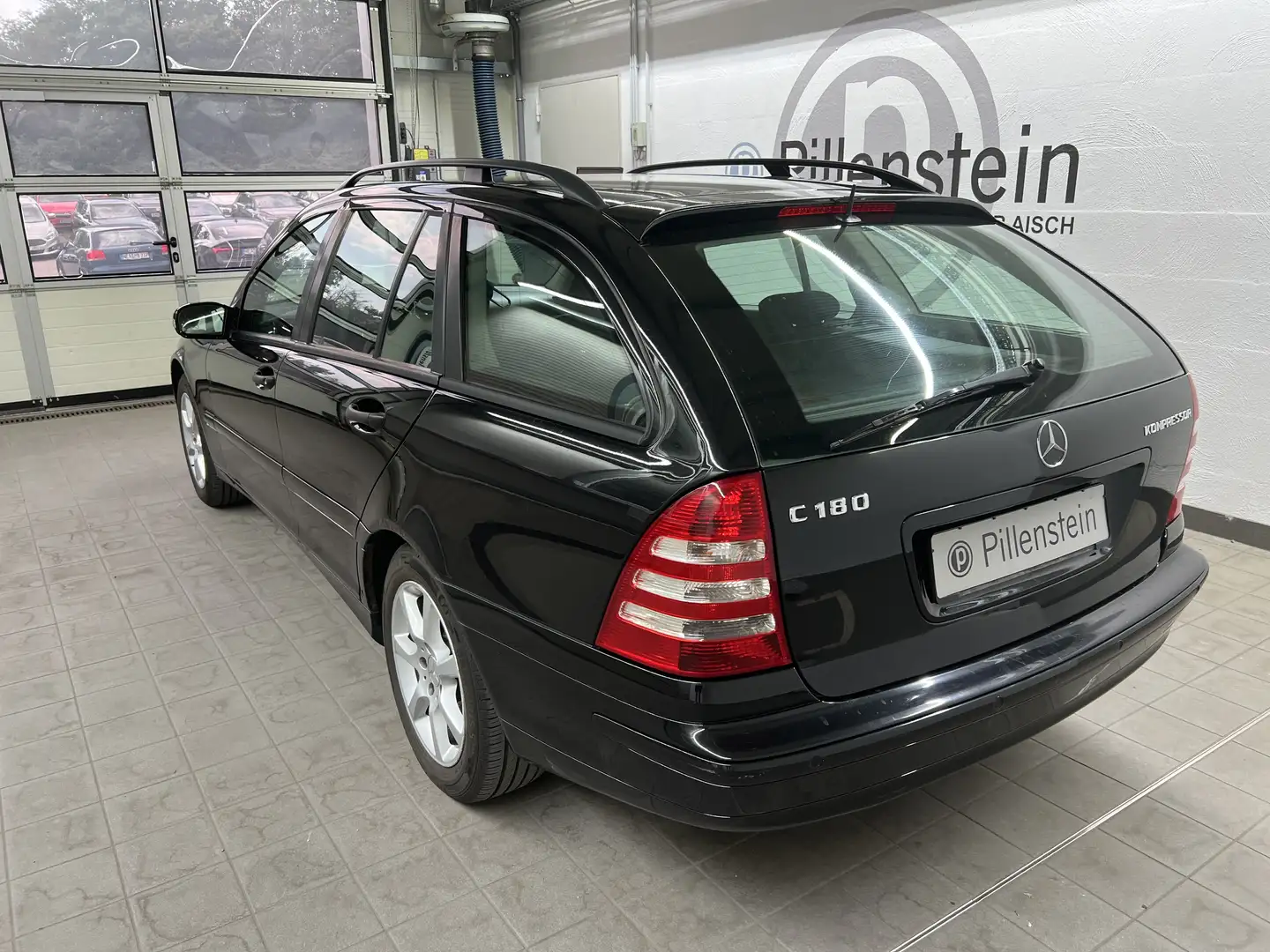 Mercedes-Benz C 180 K C180T AUTOMATIK NAVI+PDC+SHZ+ALU Schwarz - 2