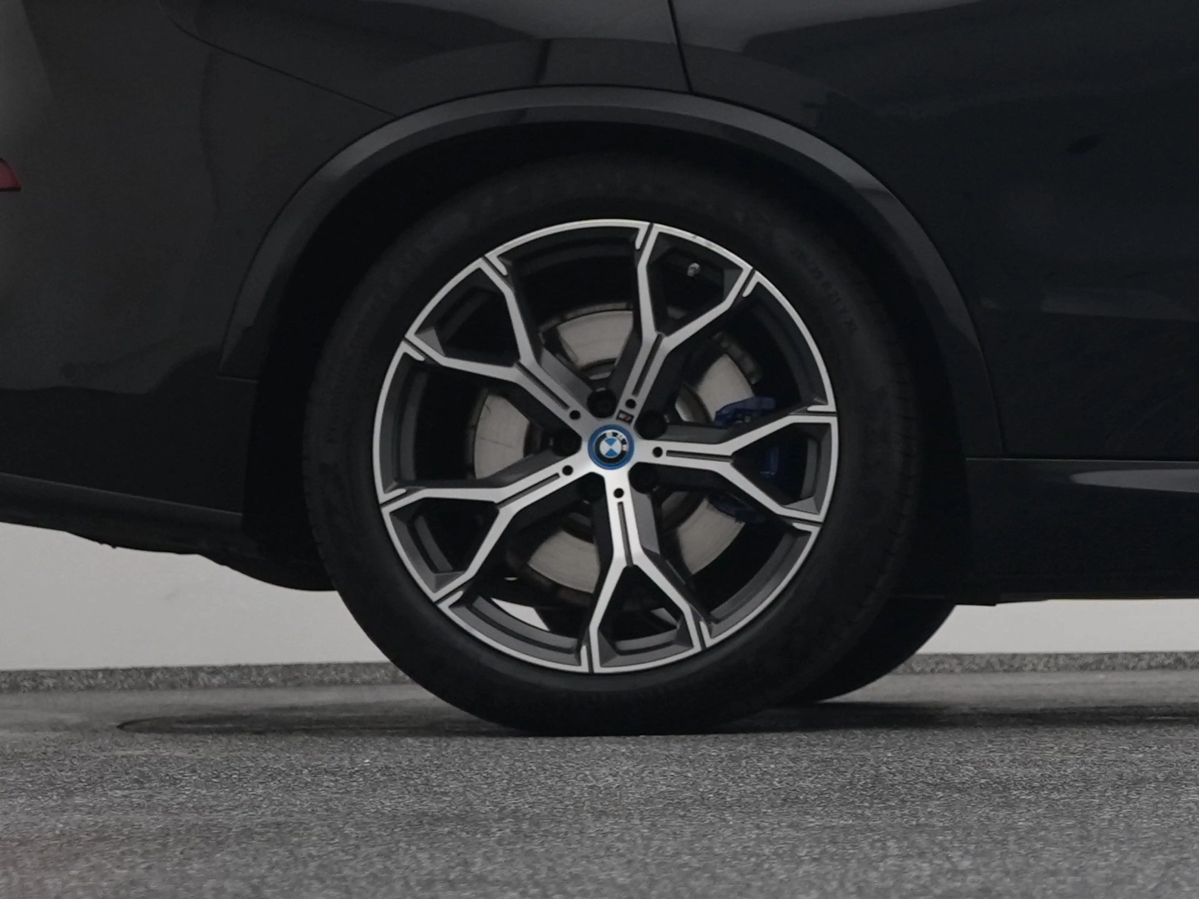 BMW X5 xDrive45e High Executive M-Sport | PANO | 360° | H — photo 41