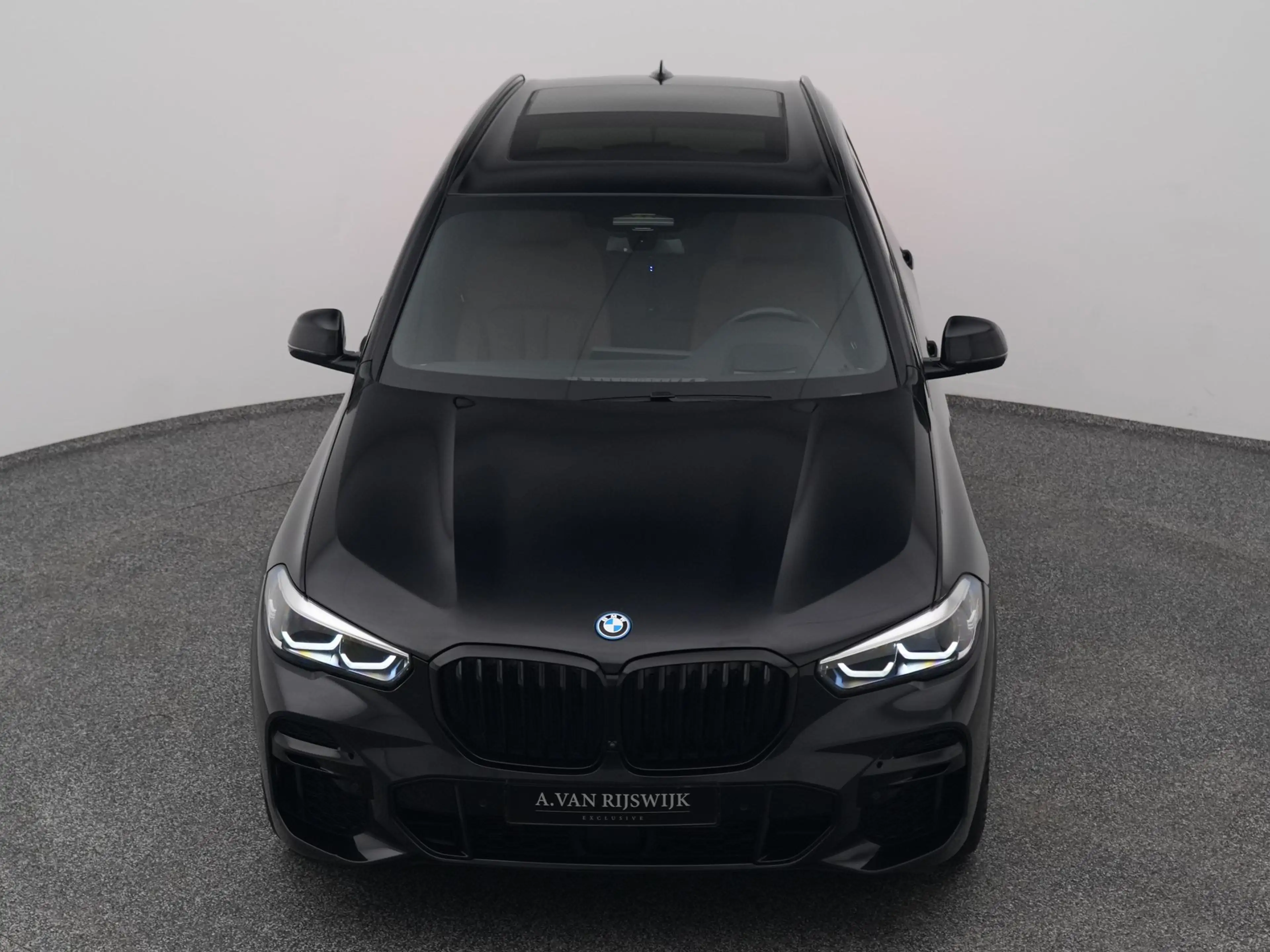 BMW X5 xDrive45e High Executive M-Sport | PANO | 360° | H — photo 26