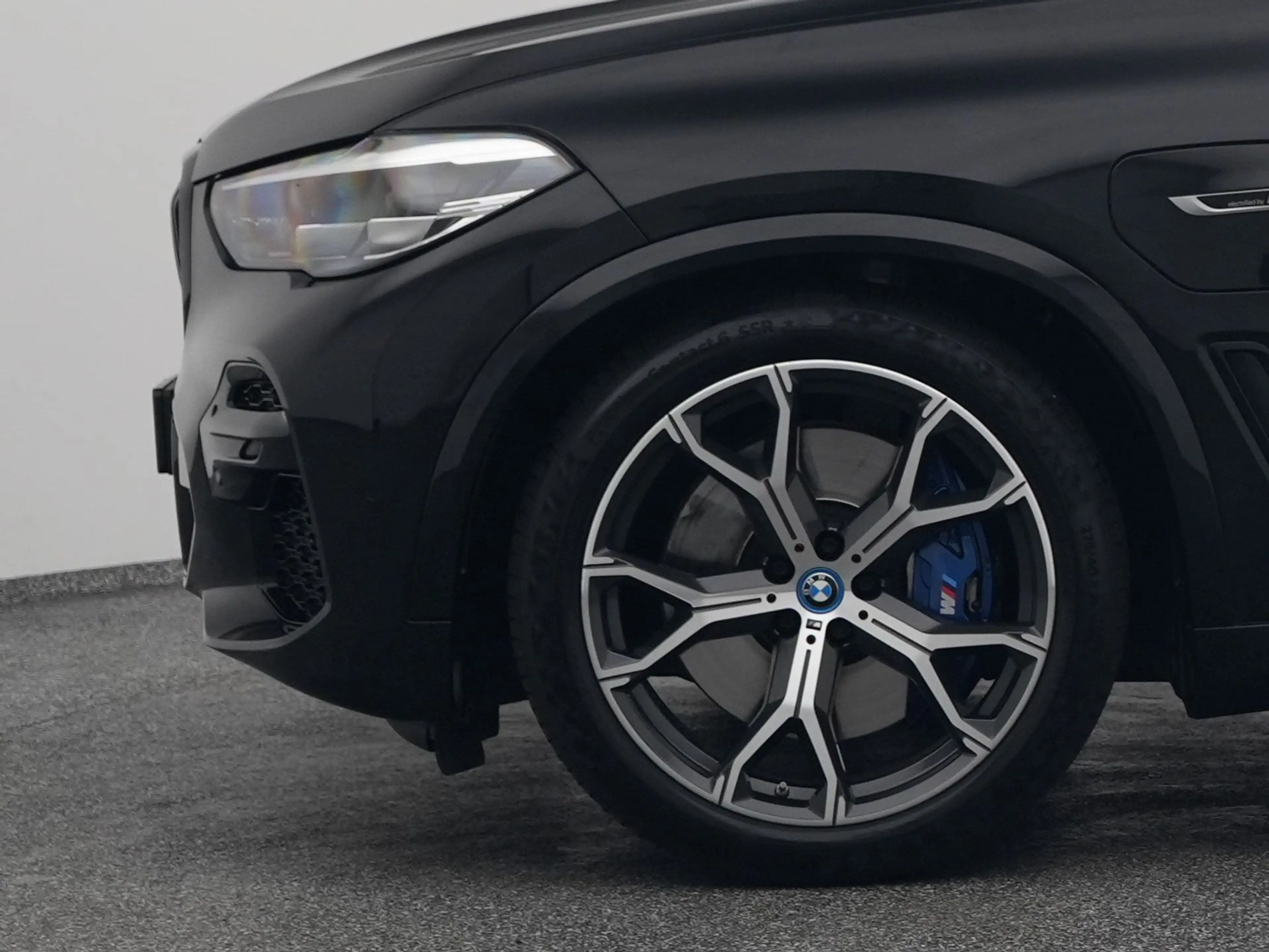 BMW X5 xDrive45e High Executive M-Sport | PANO | 360° | H — photo 21