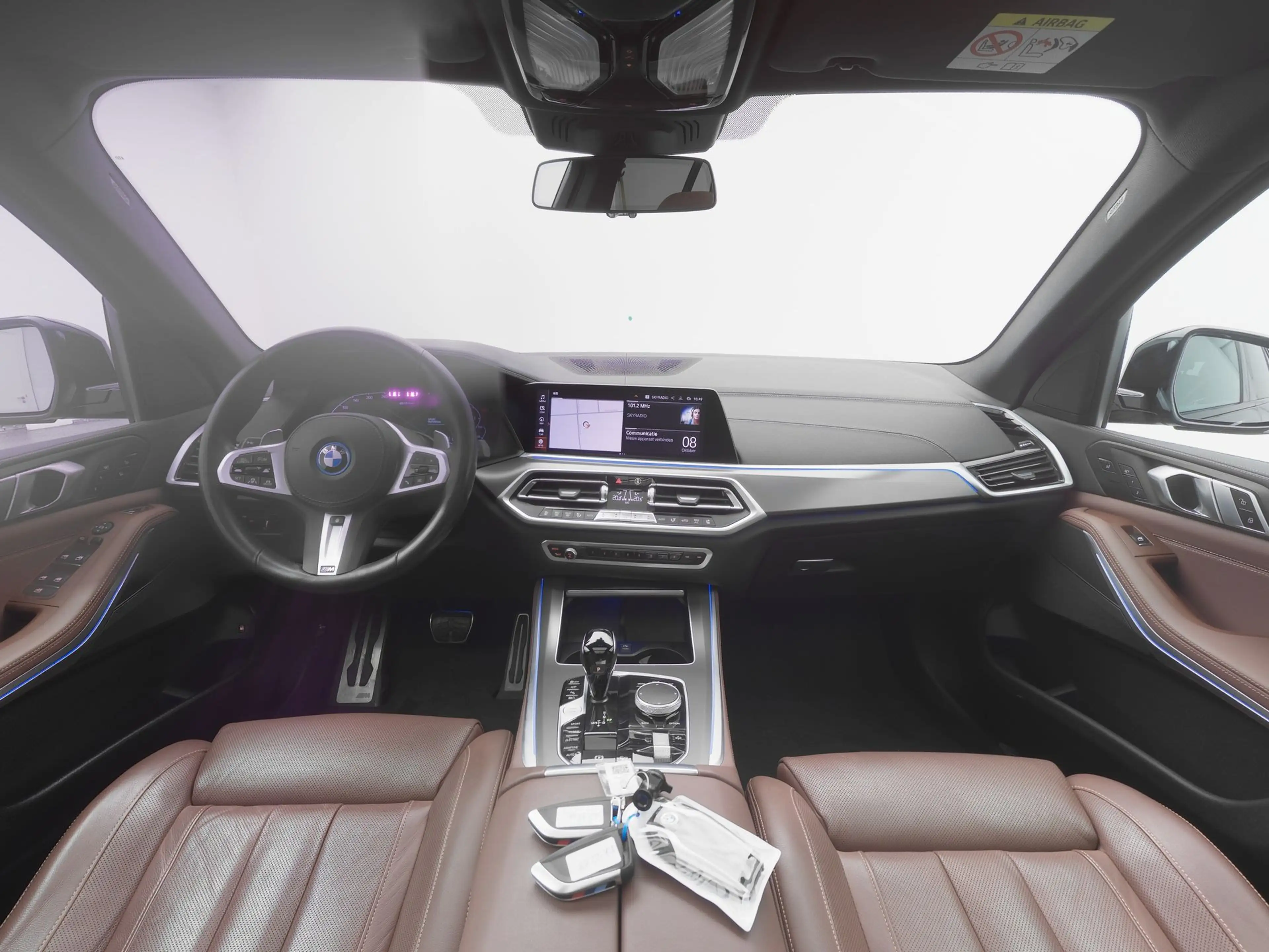 BMW X5 xDrive45e High Executive M-Sport | PANO | 360° | H — photo 3