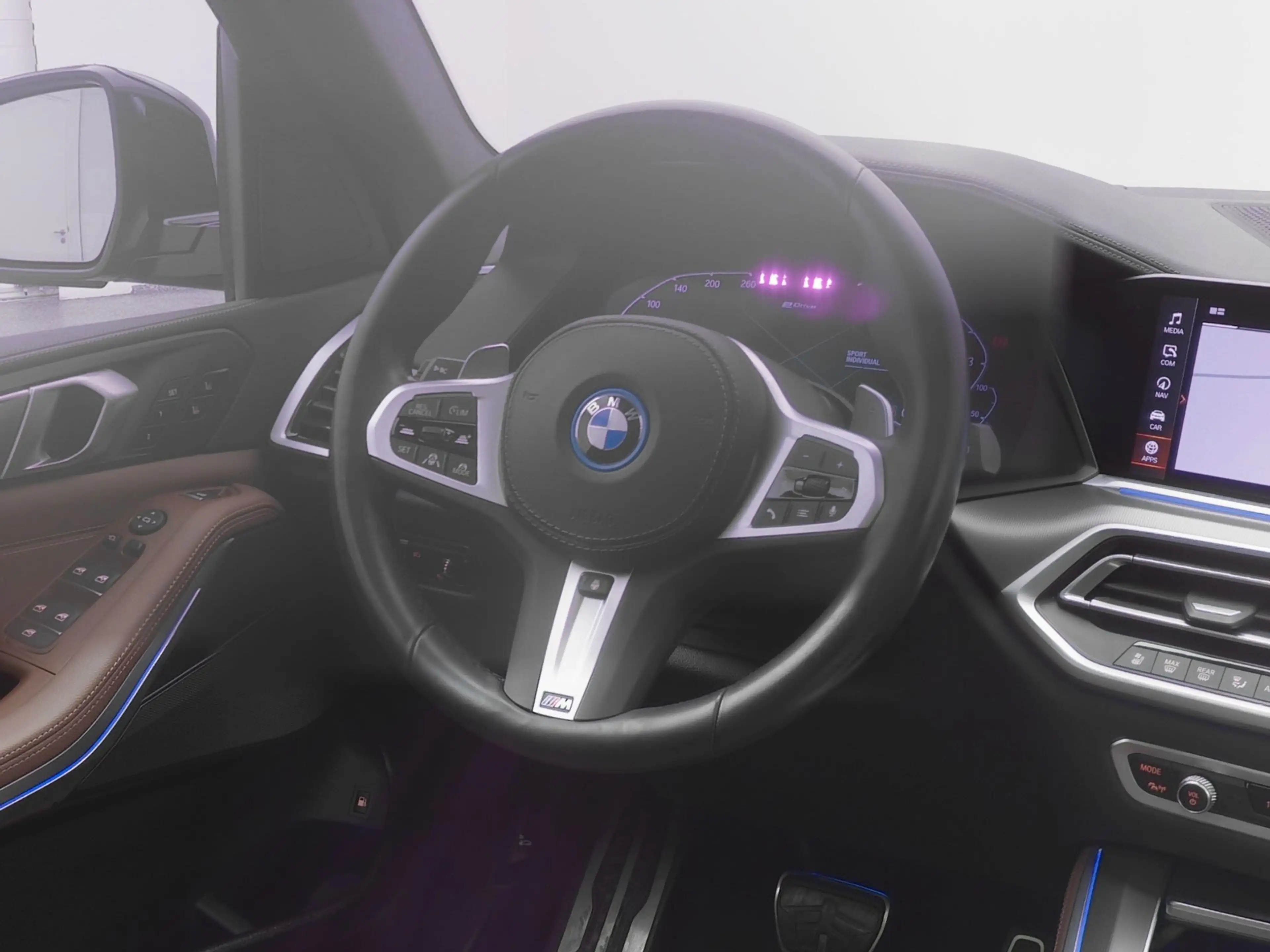 BMW X5 xDrive45e High Executive M-Sport | PANO | 360° | H — photo 7