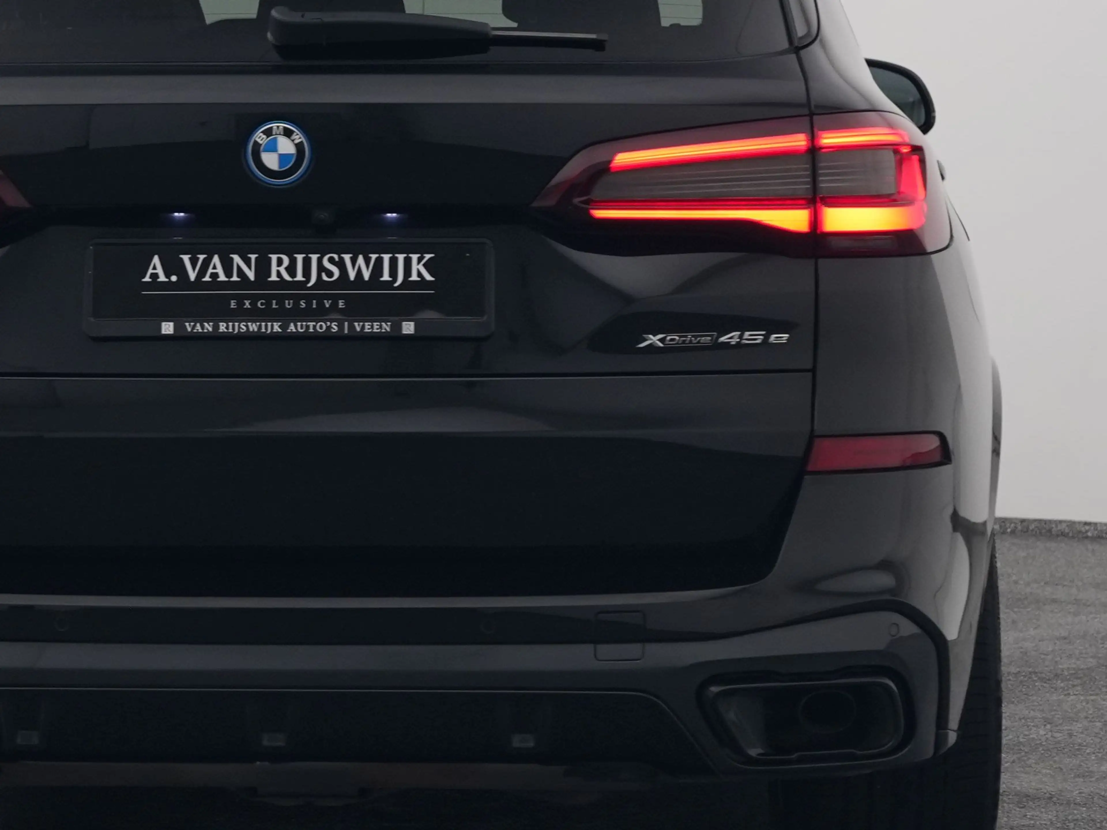 BMW X5 xDrive45e High Executive M-Sport | PANO | 360° | H — photo 20