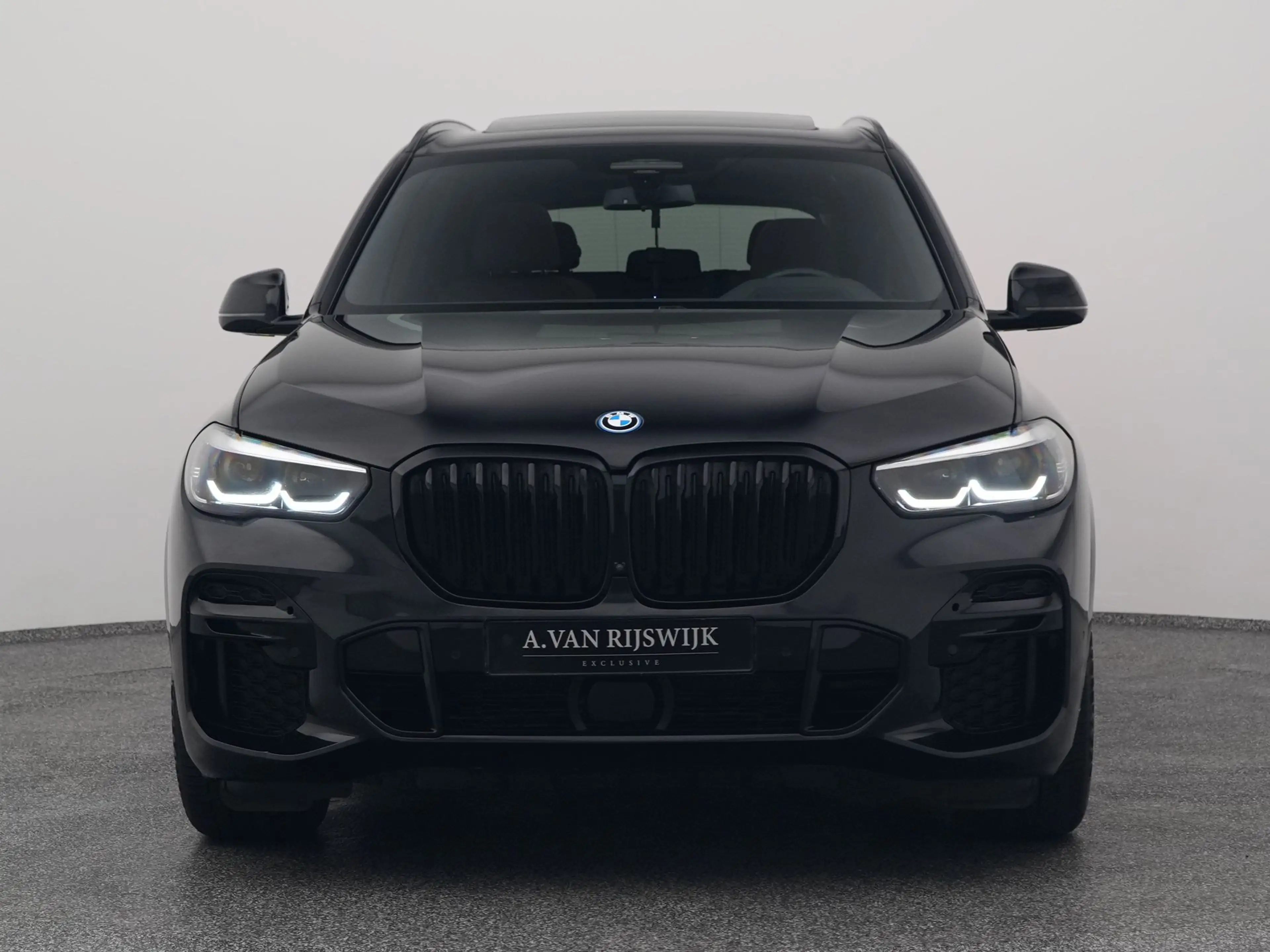 BMW X5 xDrive45e High Executive M-Sport | PANO | 360° | H — photo 9