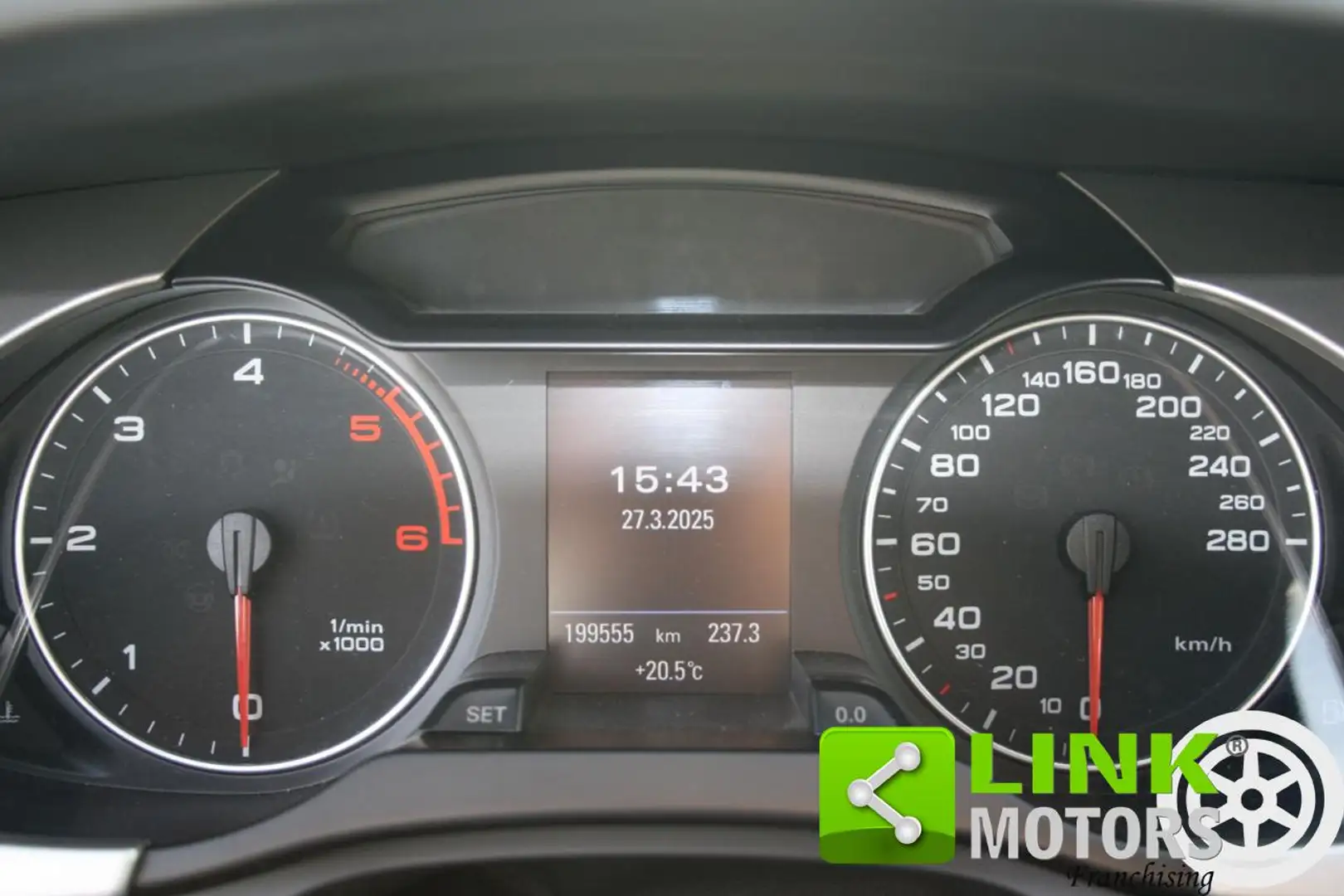 Audi A4 Avant 2.0 TDI 143CV F.AP. multitronic Advanced Blau - 2