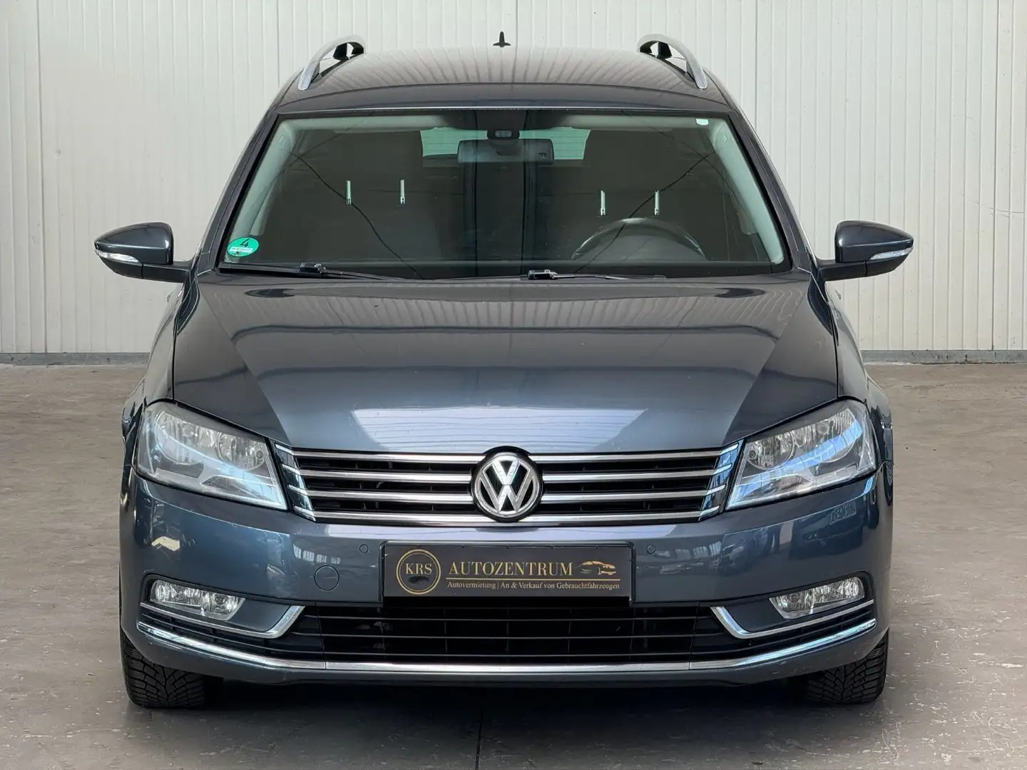 Volkswagen Passat Variant Comfortline BlueMotion Navi AHK 1 Gris - 2