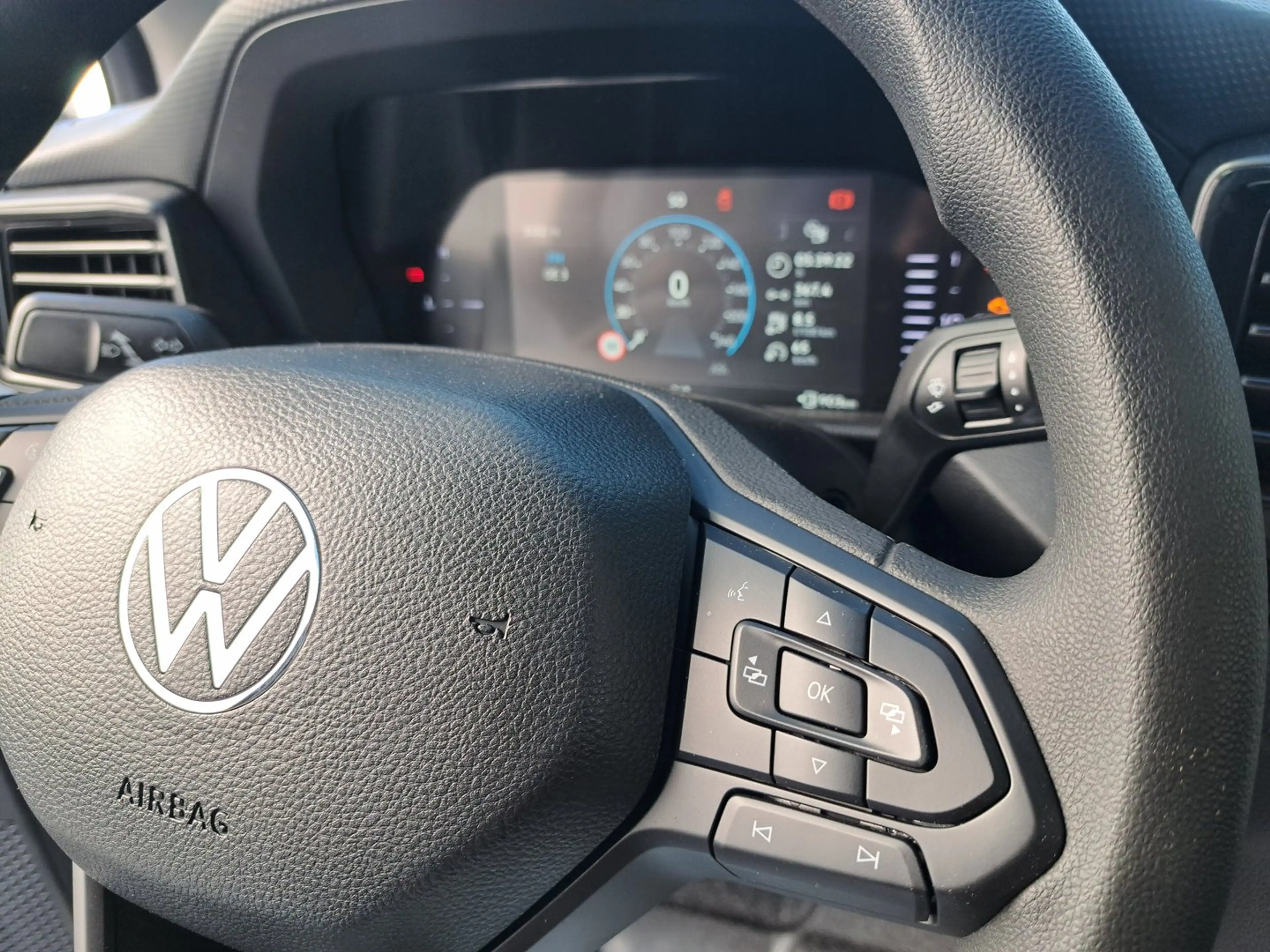 Volkswagen Amarok Pritsche TDI 4MOTION — photo 14