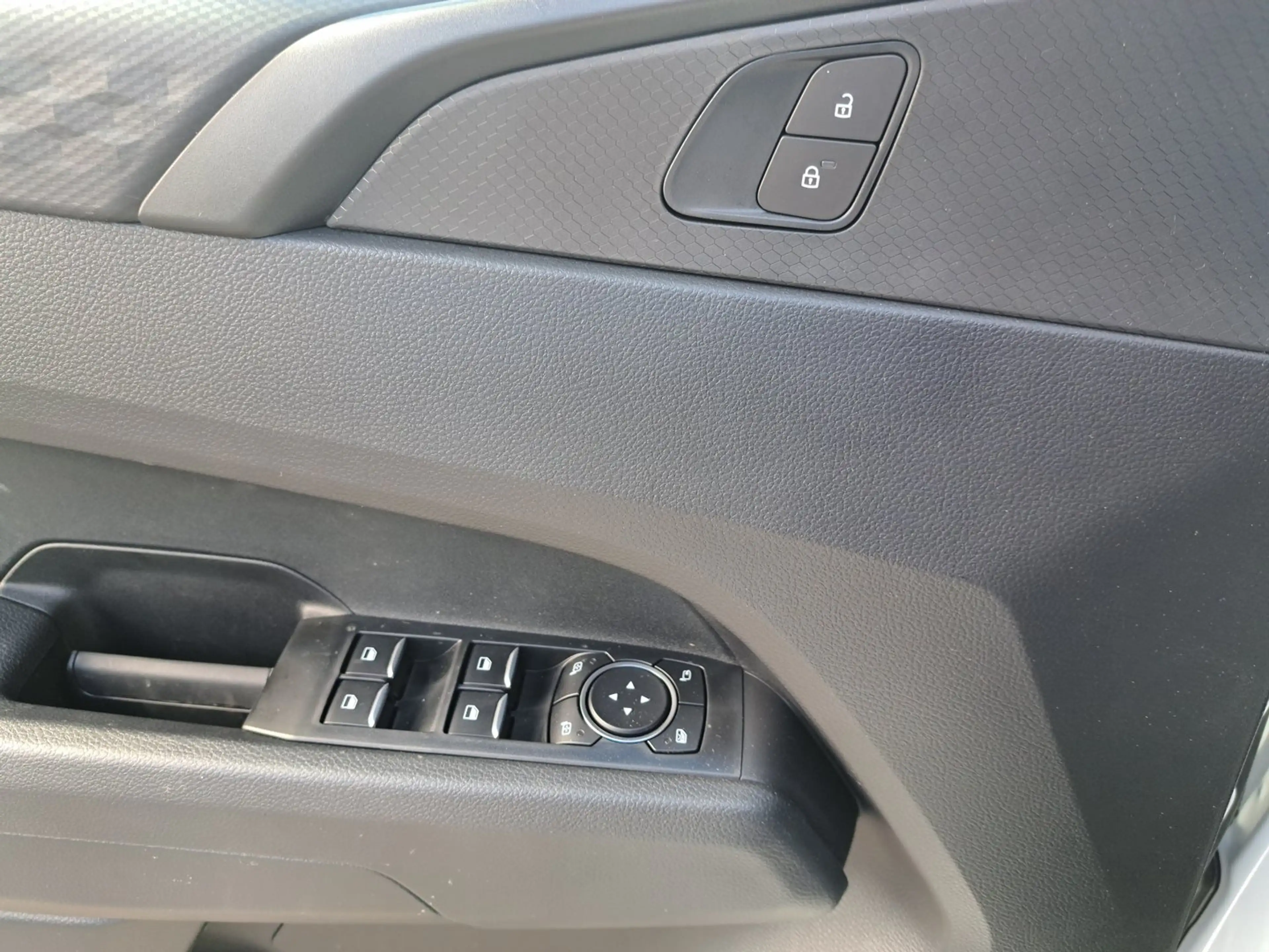 Volkswagen Amarok Pritsche TDI 4MOTION — photo 12