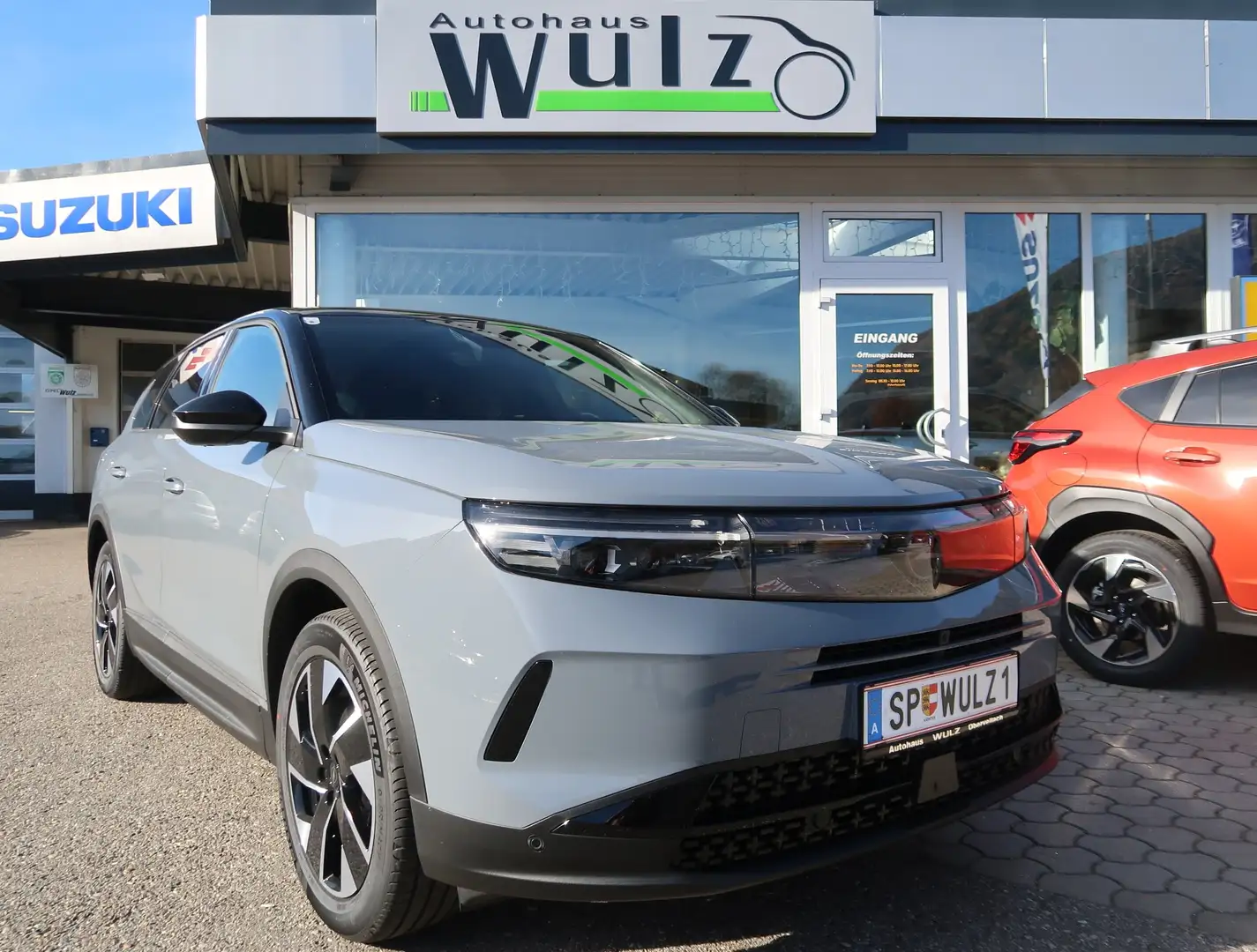 Opel Grandland 1.2 GS Grau - 2