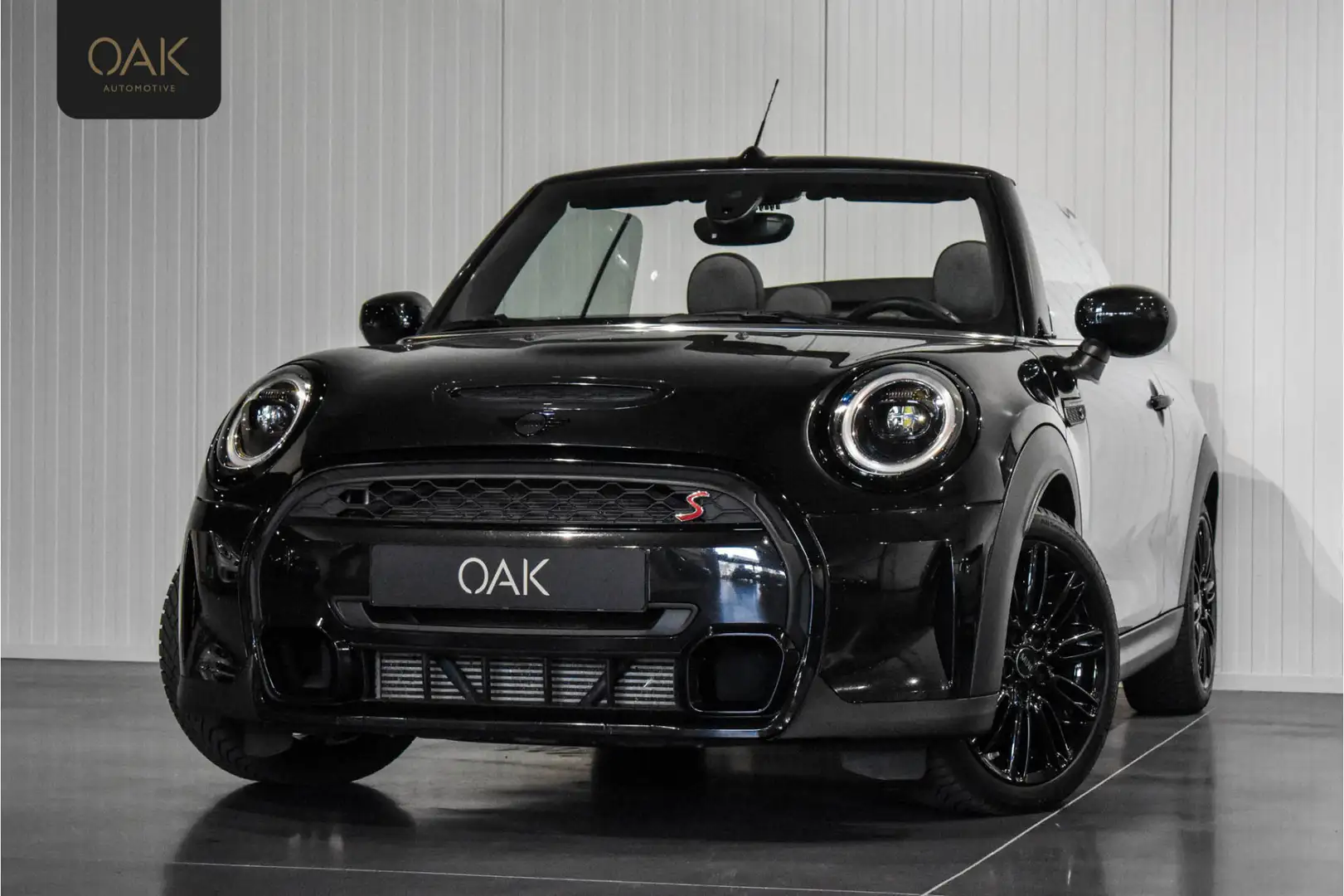 MINI Cooper S Cabrio Mini 2.0 F1 Aut. | Navigatie | Half Leder | LED | Noir - 1