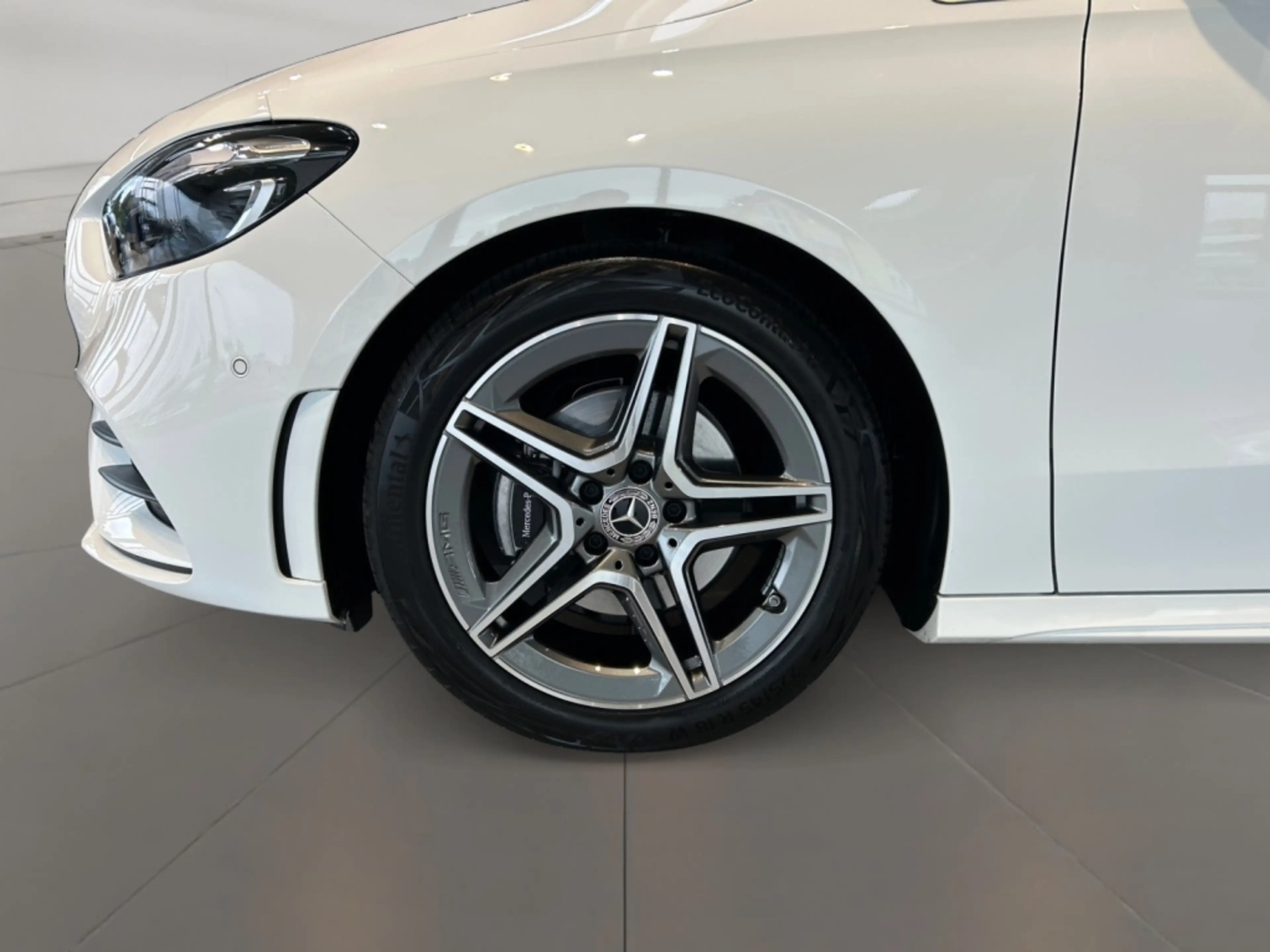 Mercedes-Benz B 200 AMG AMG+MBUX+Carbon+Fahrassist+Wide+Cam — photo 8