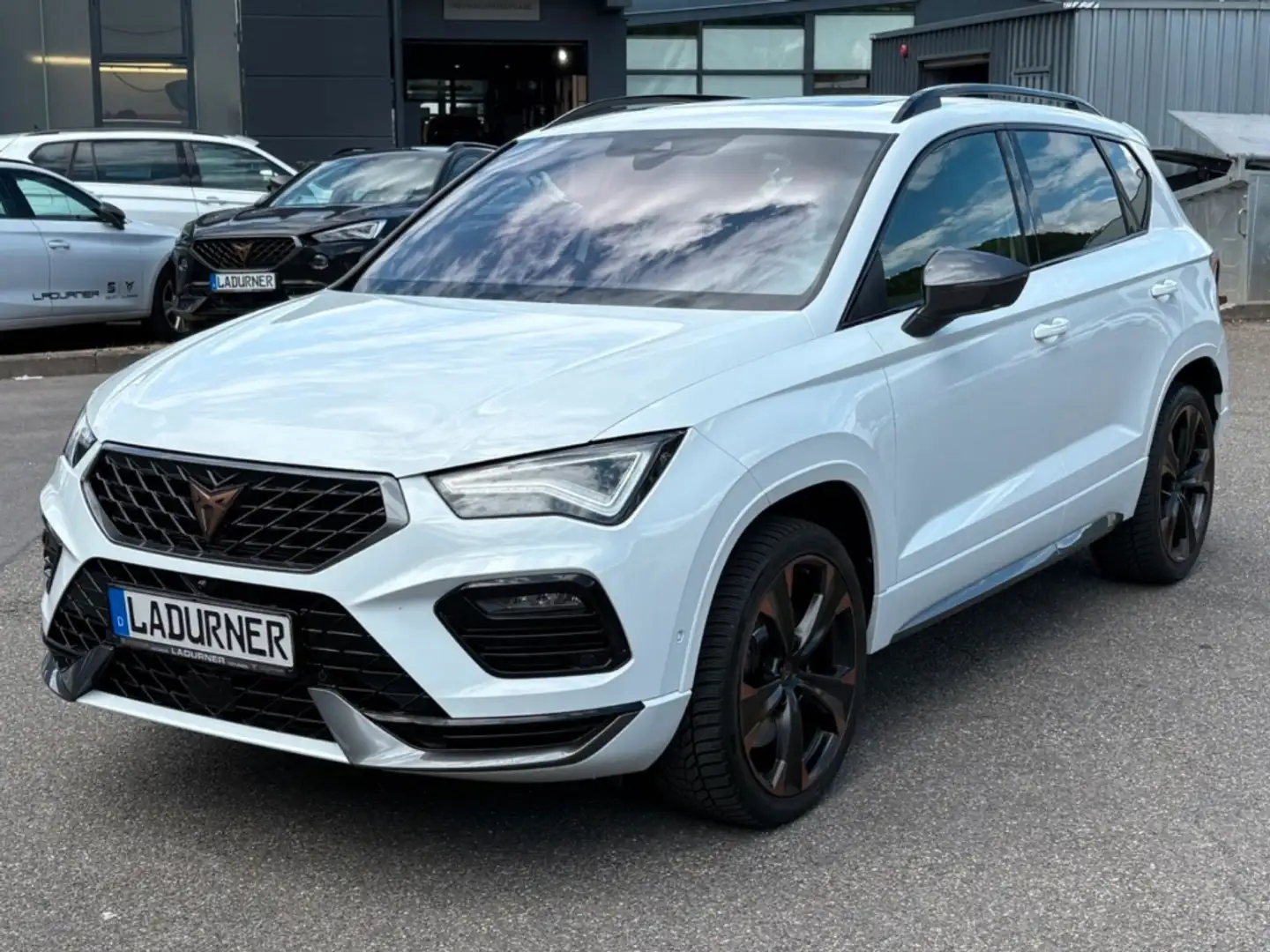 CUPRA Ateca 4Drive 2.0l TSI DSG COPPER19 Zoll+ AHK+ACC+Pano+ S Wit - 2
