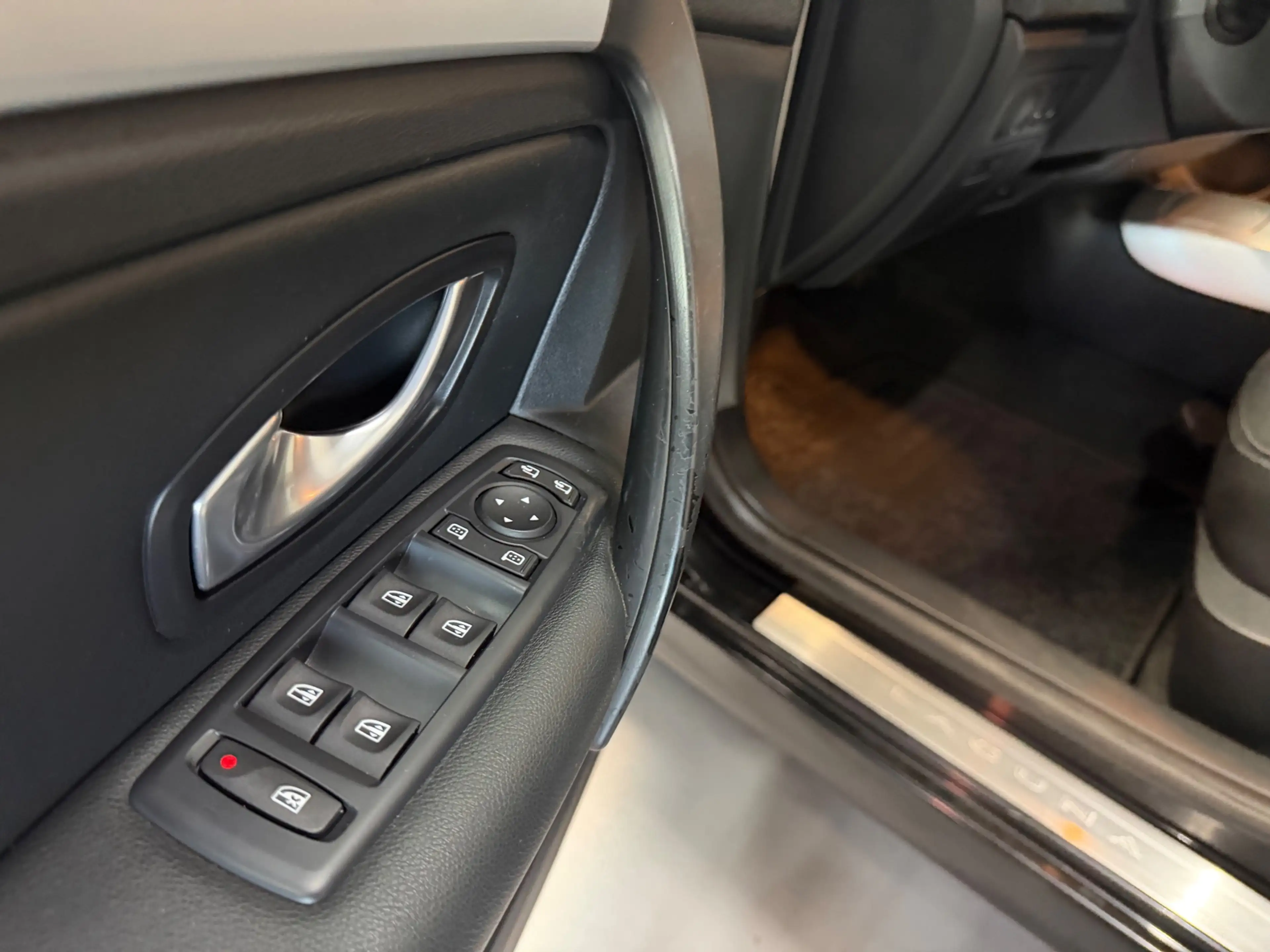 Renault Laguna Estate 2.0 16V T Dynamque|Cruise|PDC achter|Trekha — photo 24