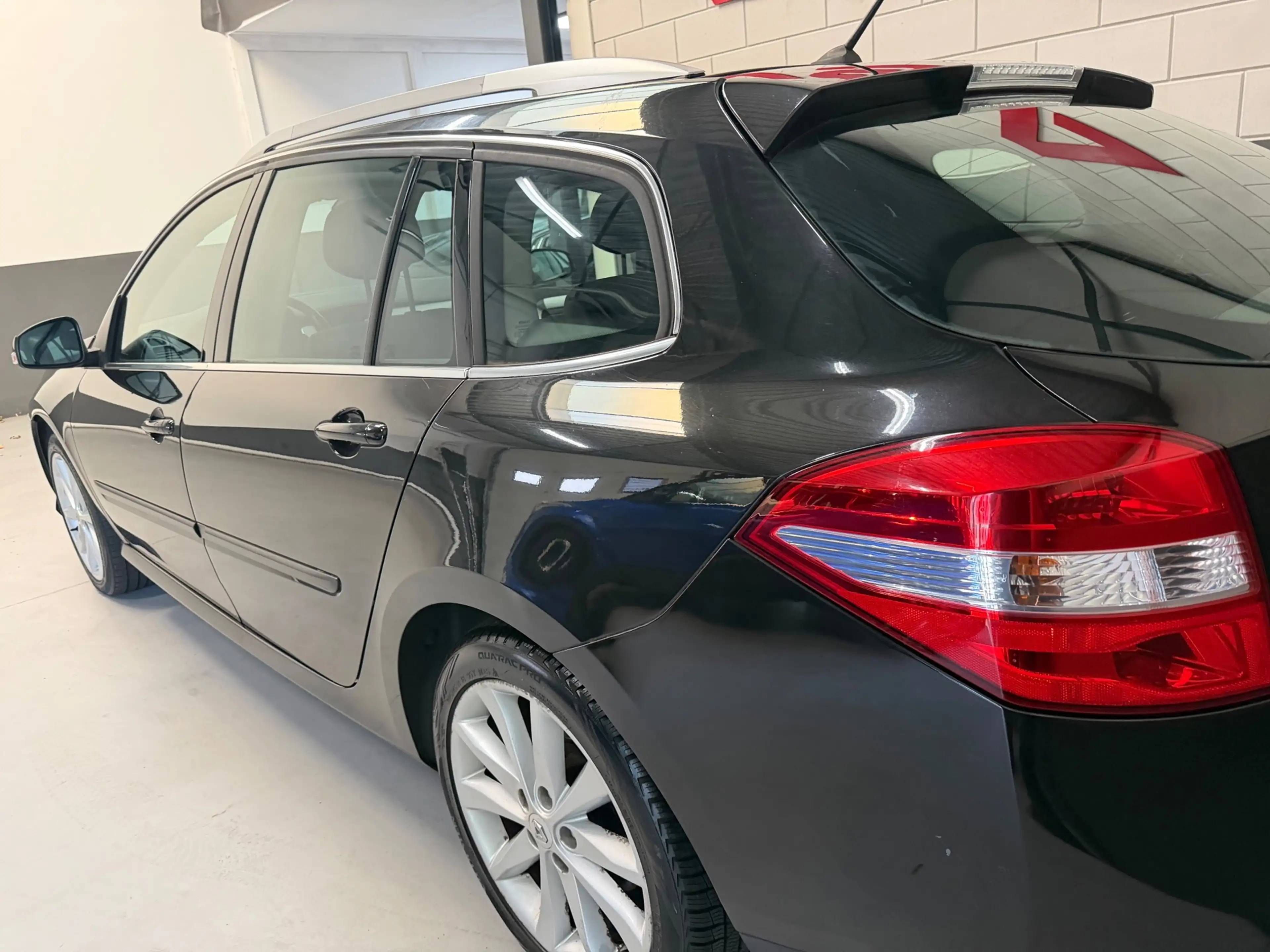 Renault Laguna Estate 2.0 16V T Dynamque|Cruise|PDC achter|Trekha — photo 13