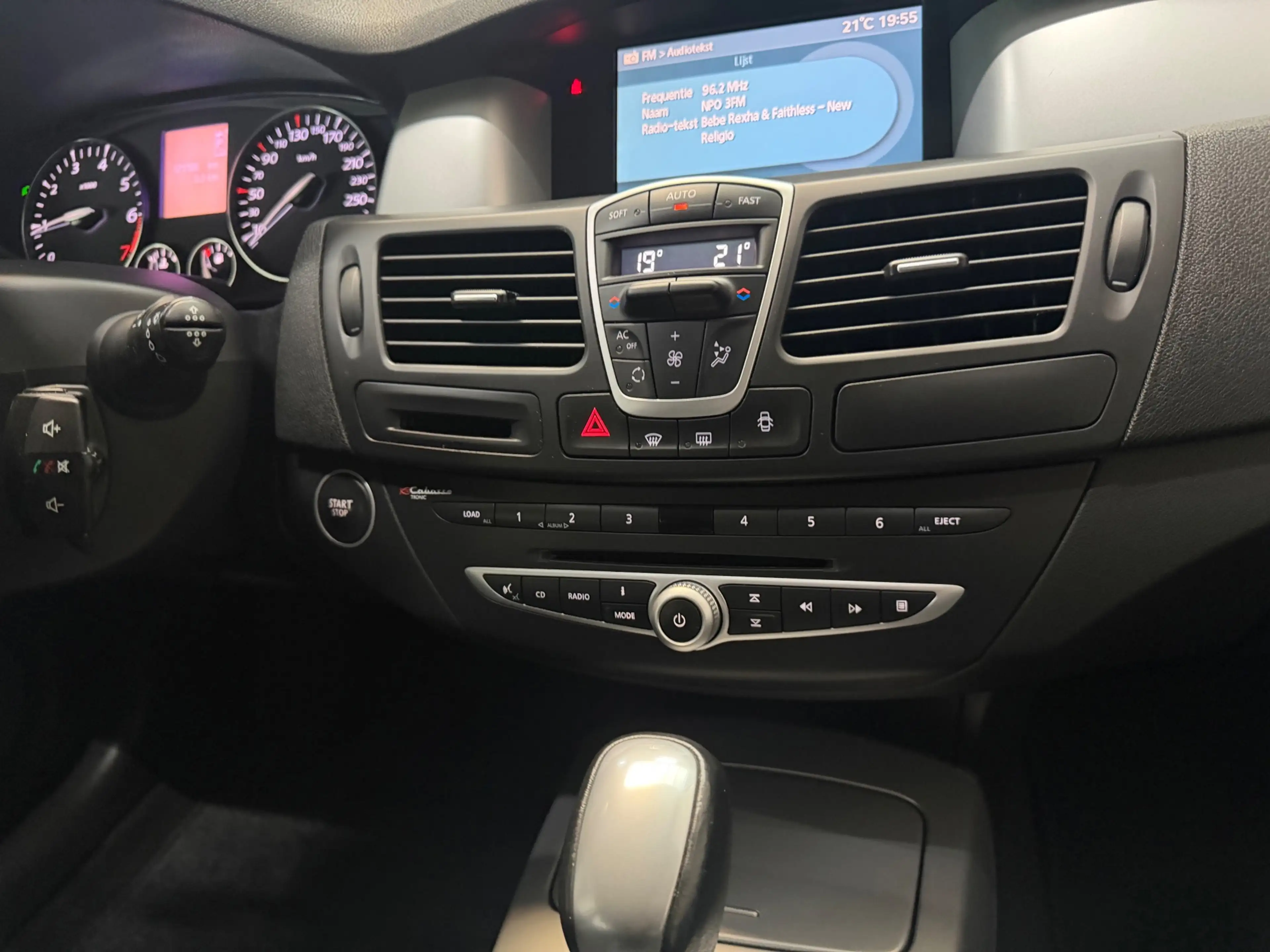 Renault Laguna Estate 2.0 16V T Dynamque|Cruise|PDC achter|Trekha — photo 19