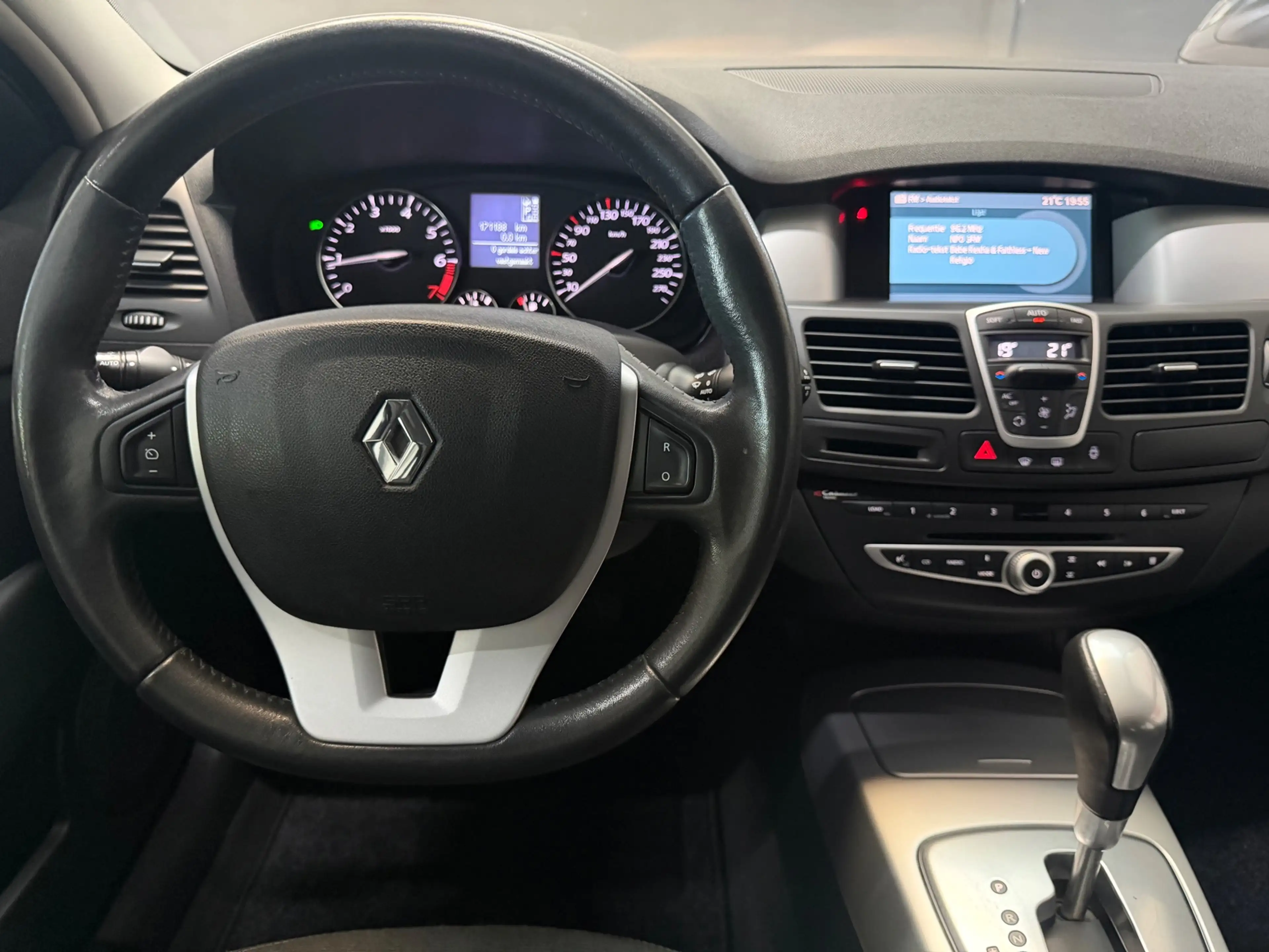 Renault Laguna Estate 2.0 16V T Dynamque|Cruise|PDC achter|Trekha — photo 18
