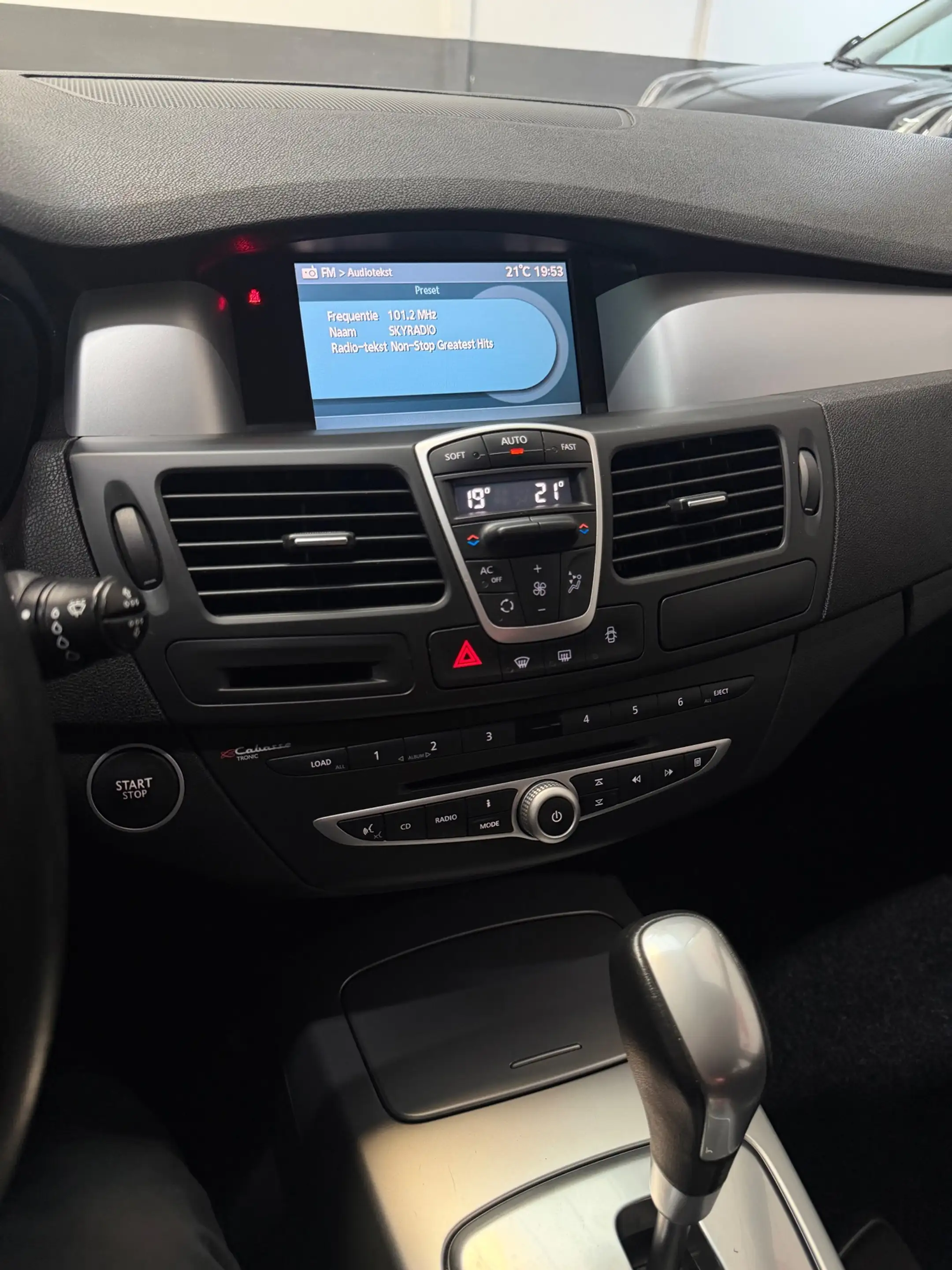 Renault Laguna Estate 2.0 16V T Dynamque|Cruise|PDC achter|Trekha — photo 25