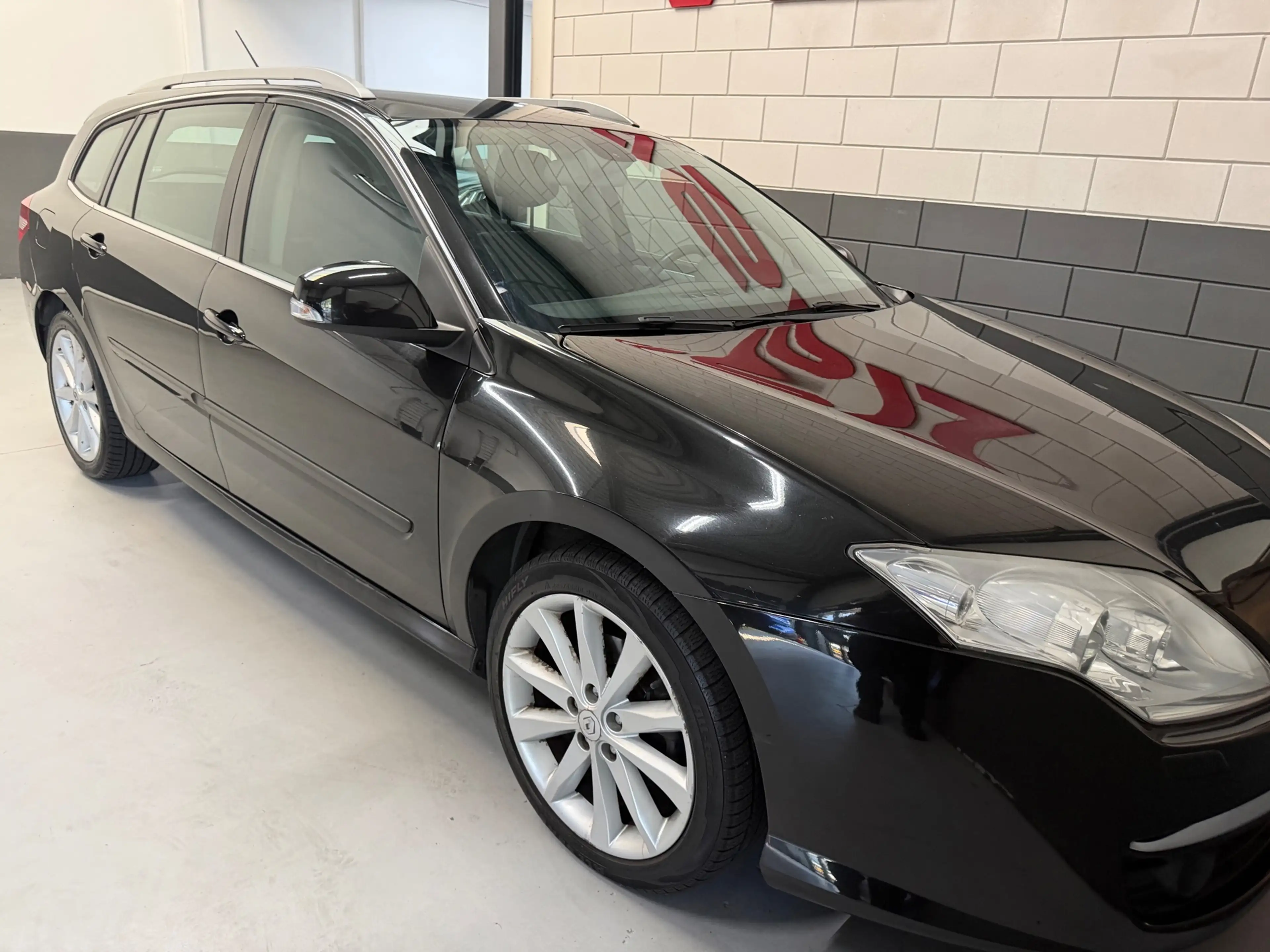 Renault Laguna Estate 2.0 16V T Dynamque|Cruise|PDC achter|Trekha — photo 36