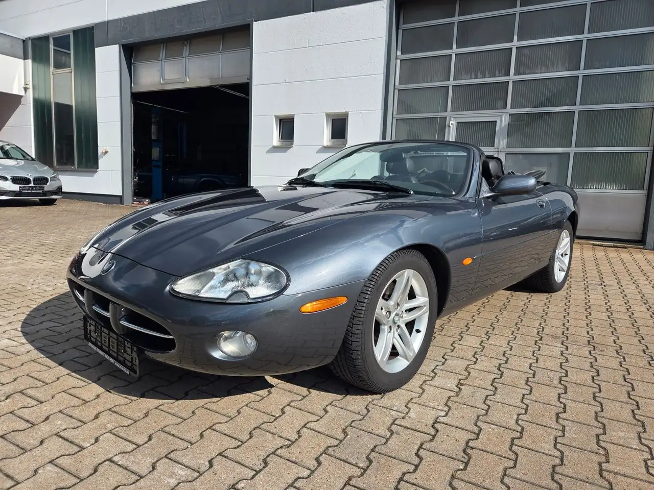 Jaguar XK XK8 2003
