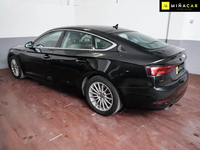Audi A5 view 5