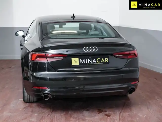 Audi A5 view 4