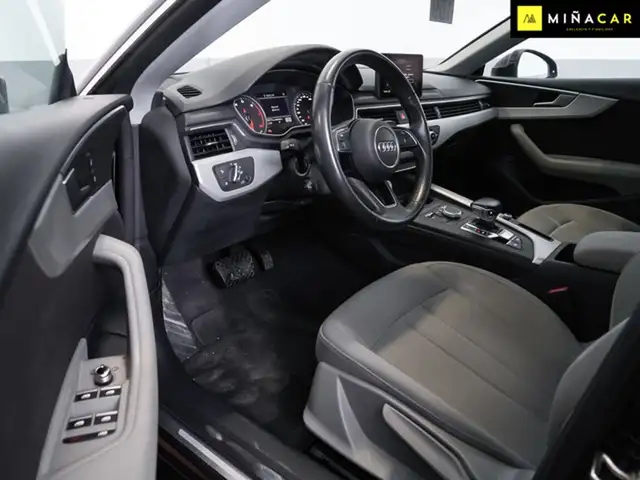 Audi A5 view 9