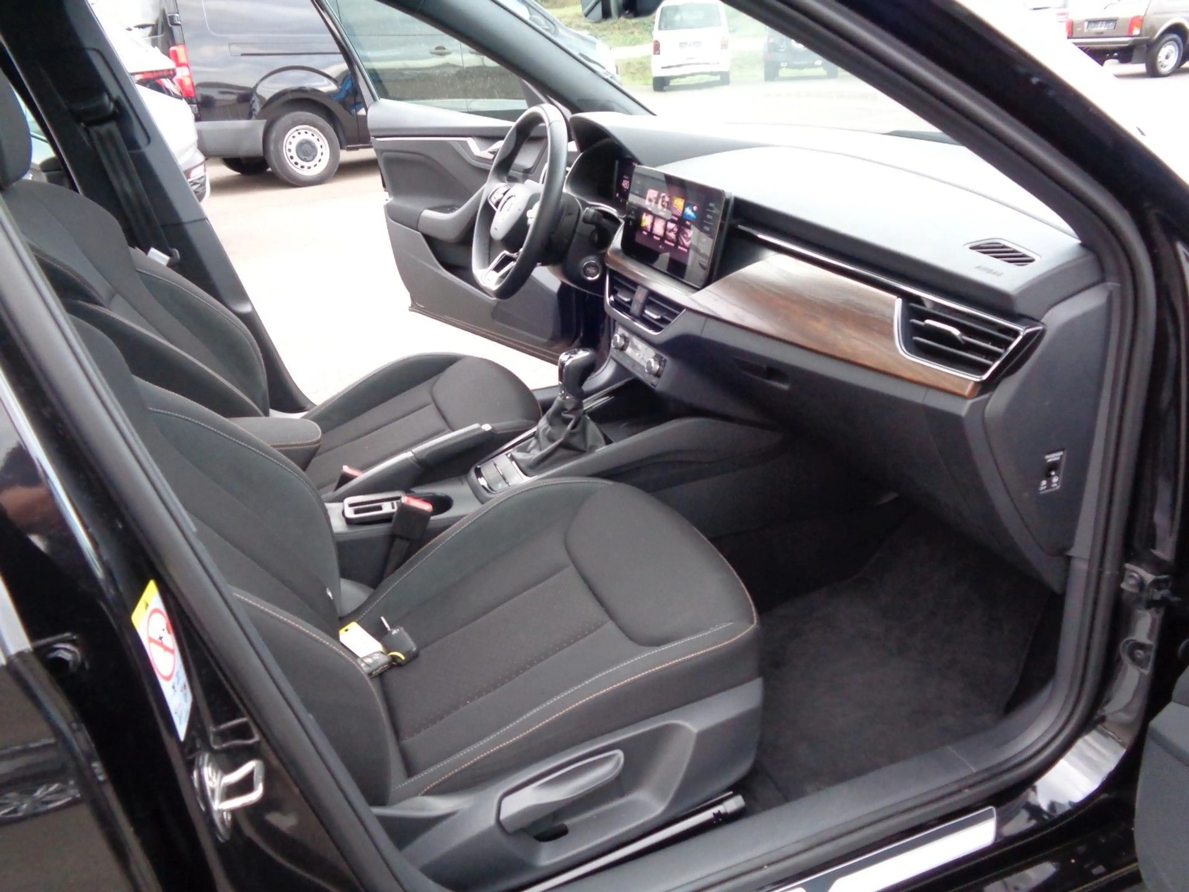 Skoda Kamiq Scoutline,Automatik,Navi,AHK. — photo 13
