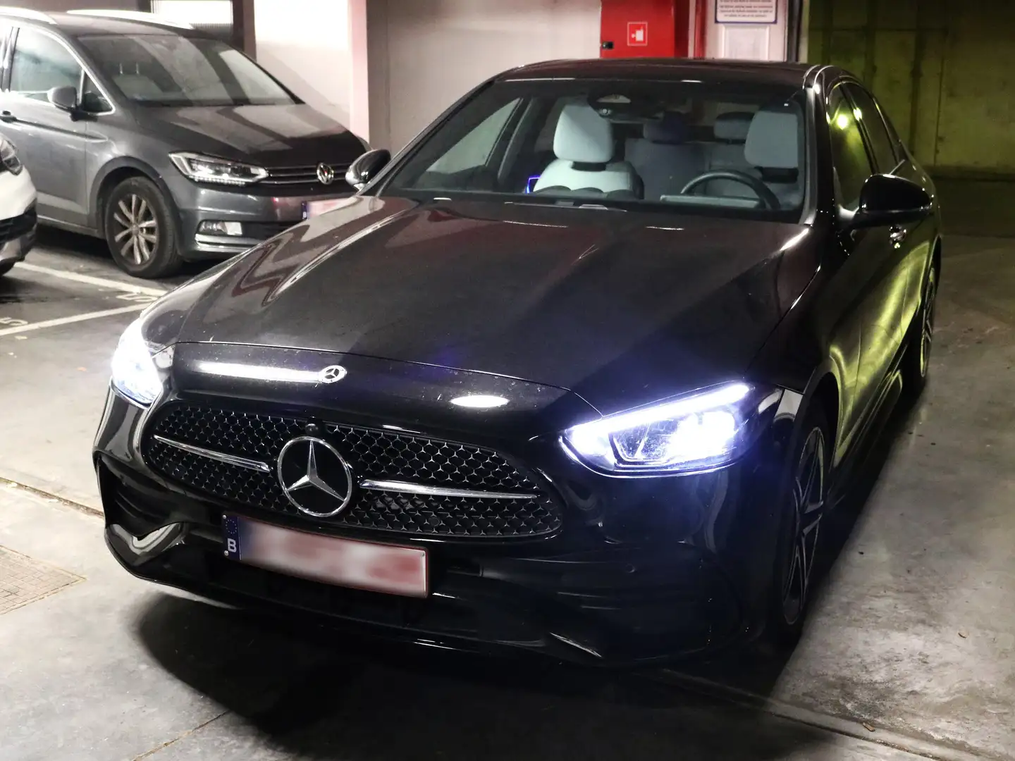 Mercedes-Benz C 300 C 300 e PHEV AMG Line (230 kW) Noir - 1