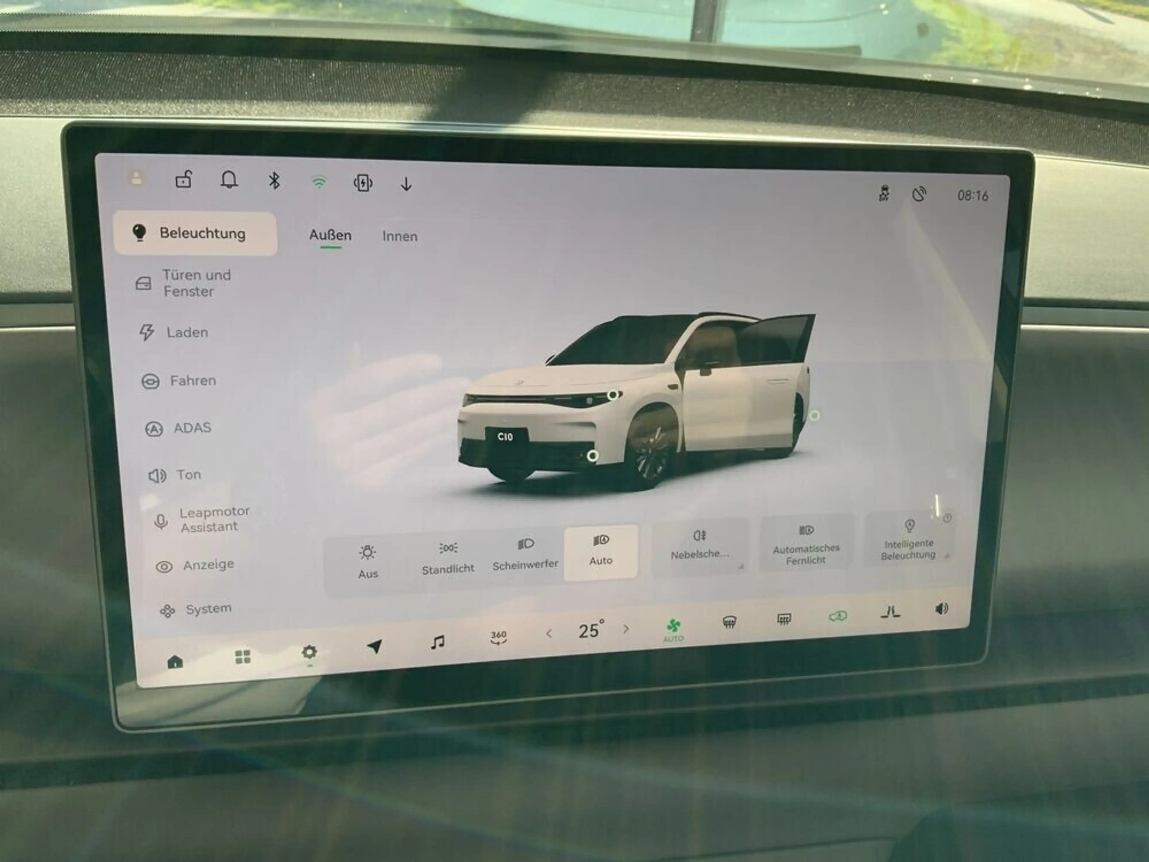 Leapmotor C10 REEV 28,4kWh Design — photo 9