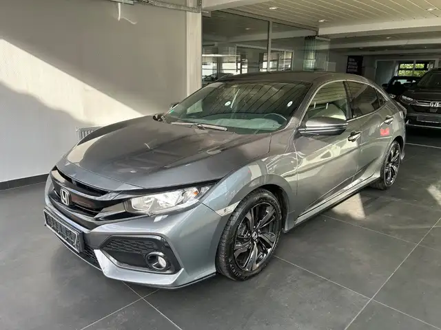 Honda Civic Elegance Navi Kamera LED PDC