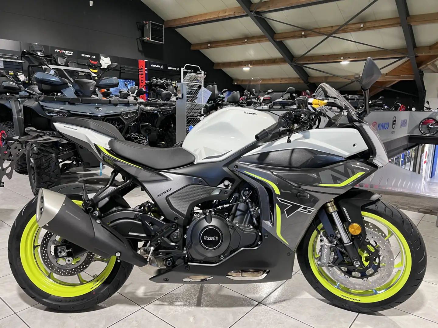 Benelli Tornado 550 Blanc - 1